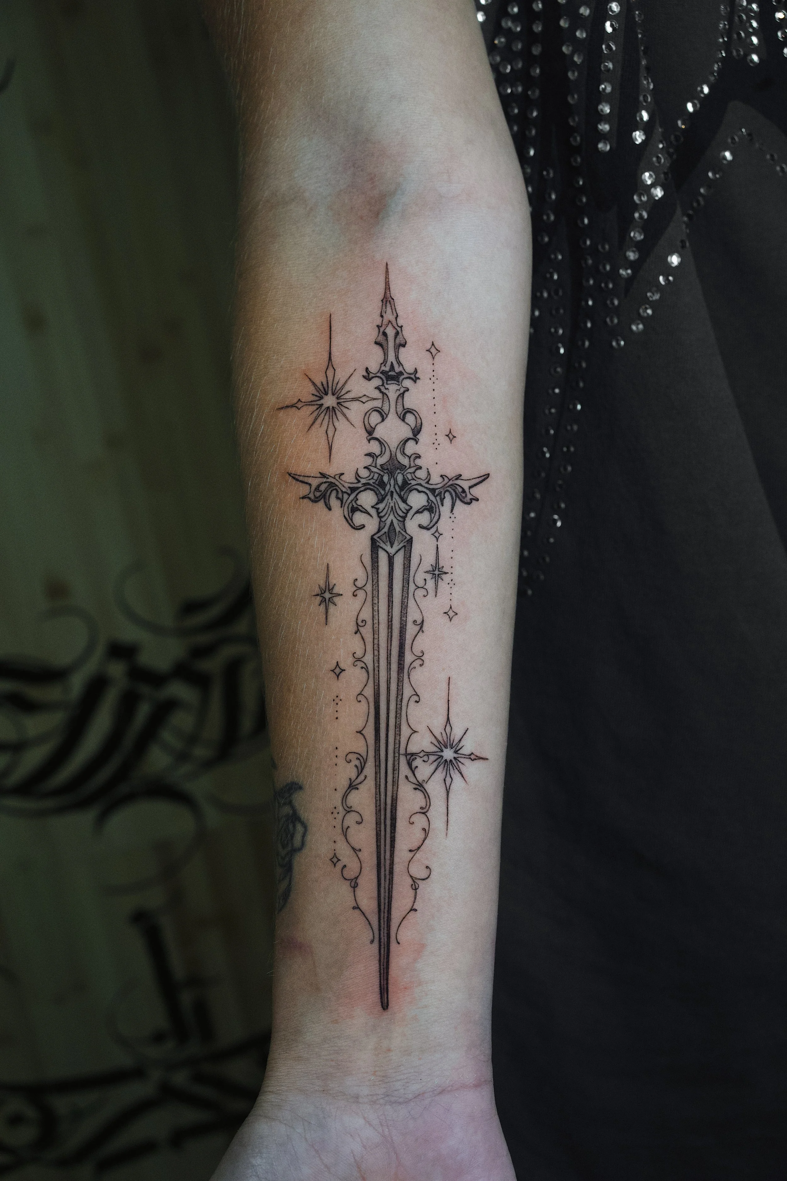 Gothic Sword Full Arm