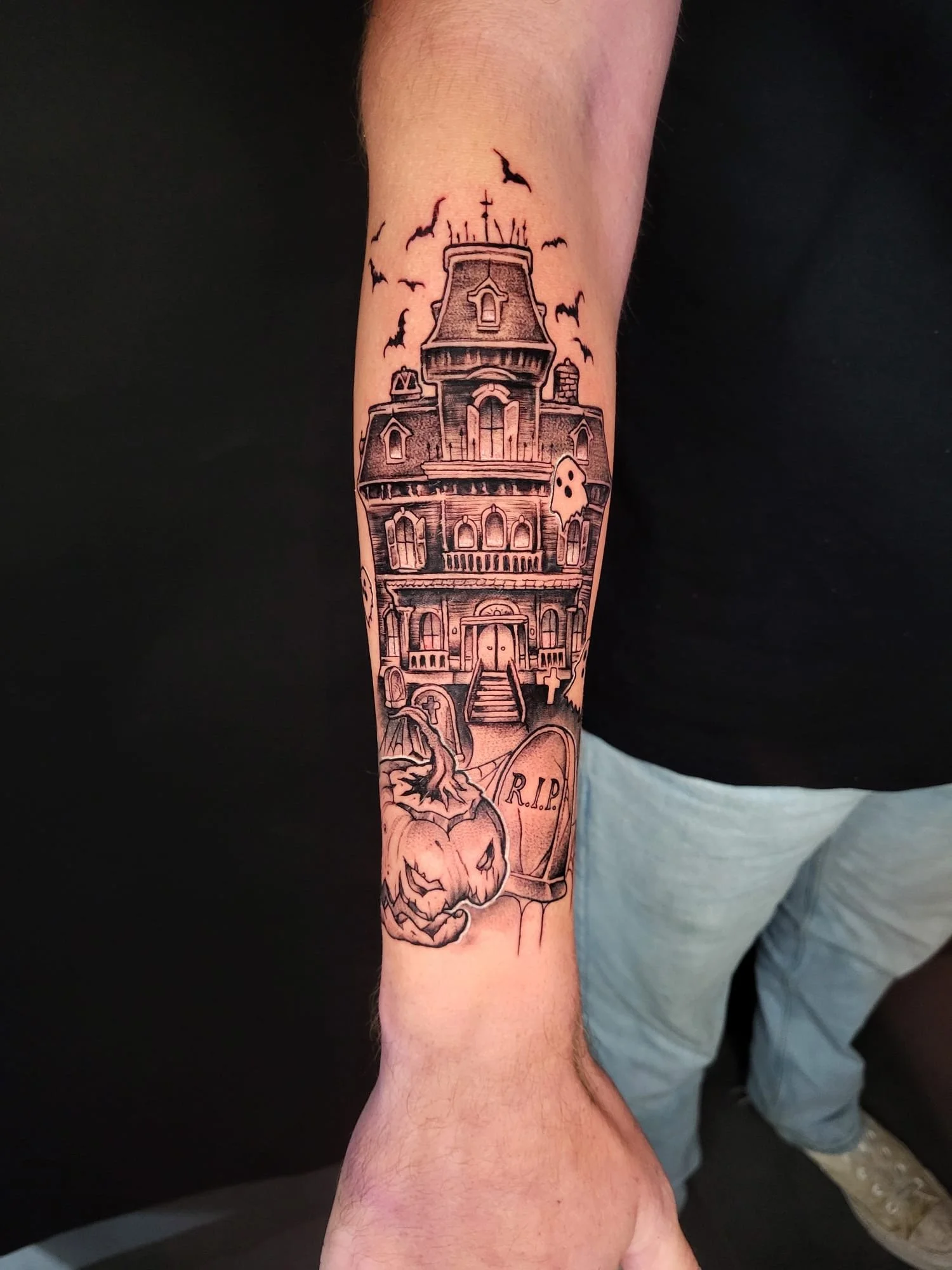 black and grey 2.JPG