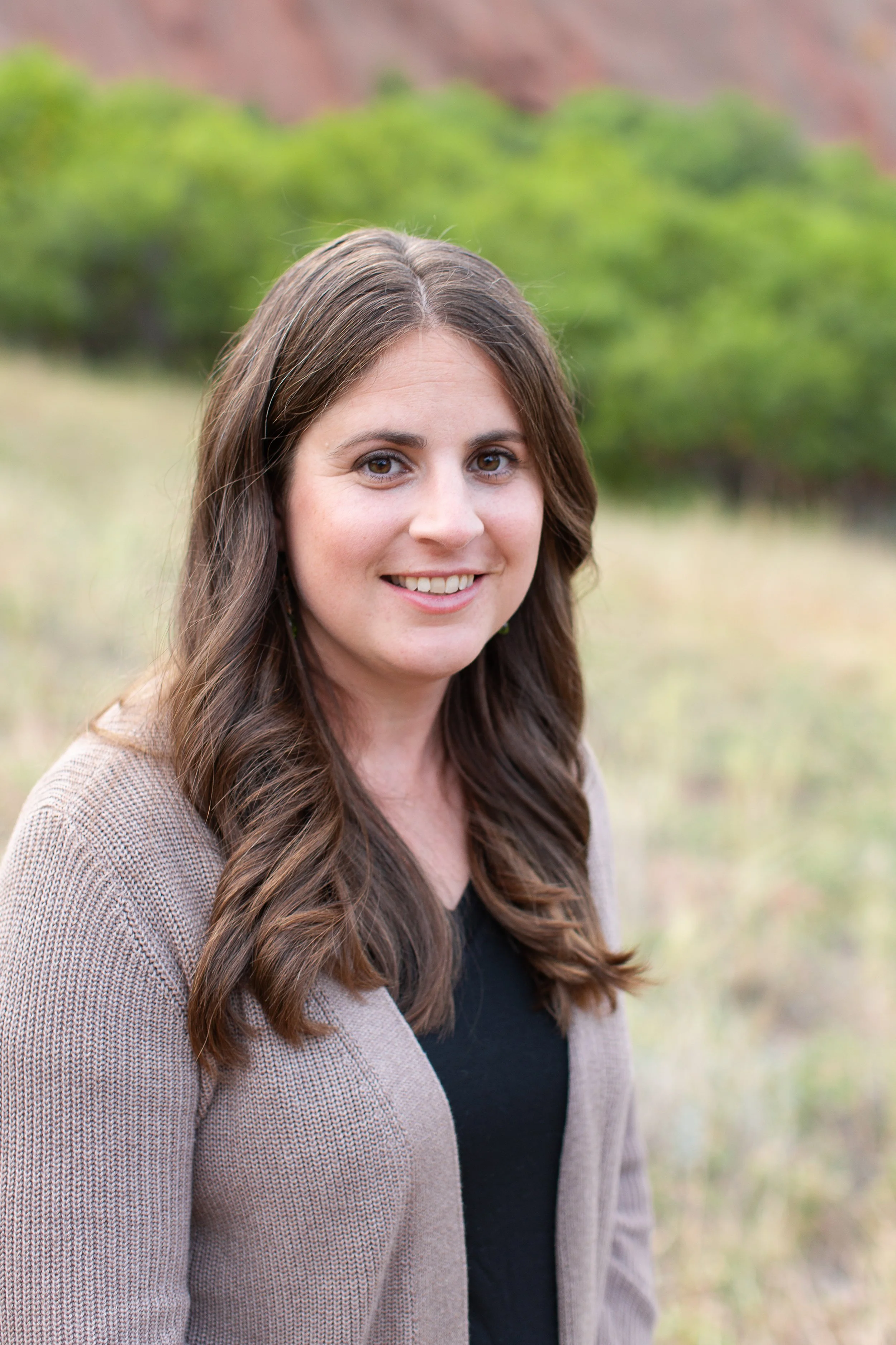 wedding planner specializing in modern and authentic weddings