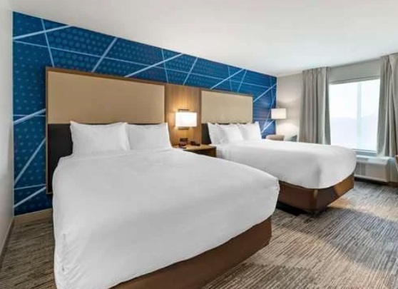 Comfort Inn & Suites  | Shared Occupancy (Queen Beds) | Ensuite Bath