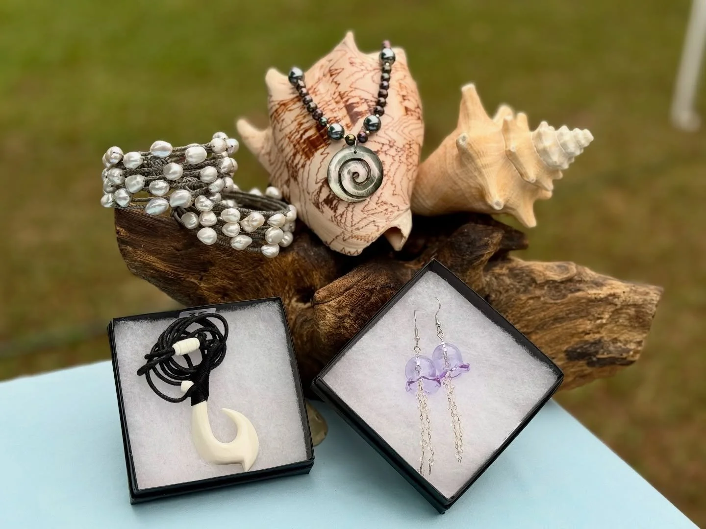 Good morning from the @mandevilletrailheadmarket !