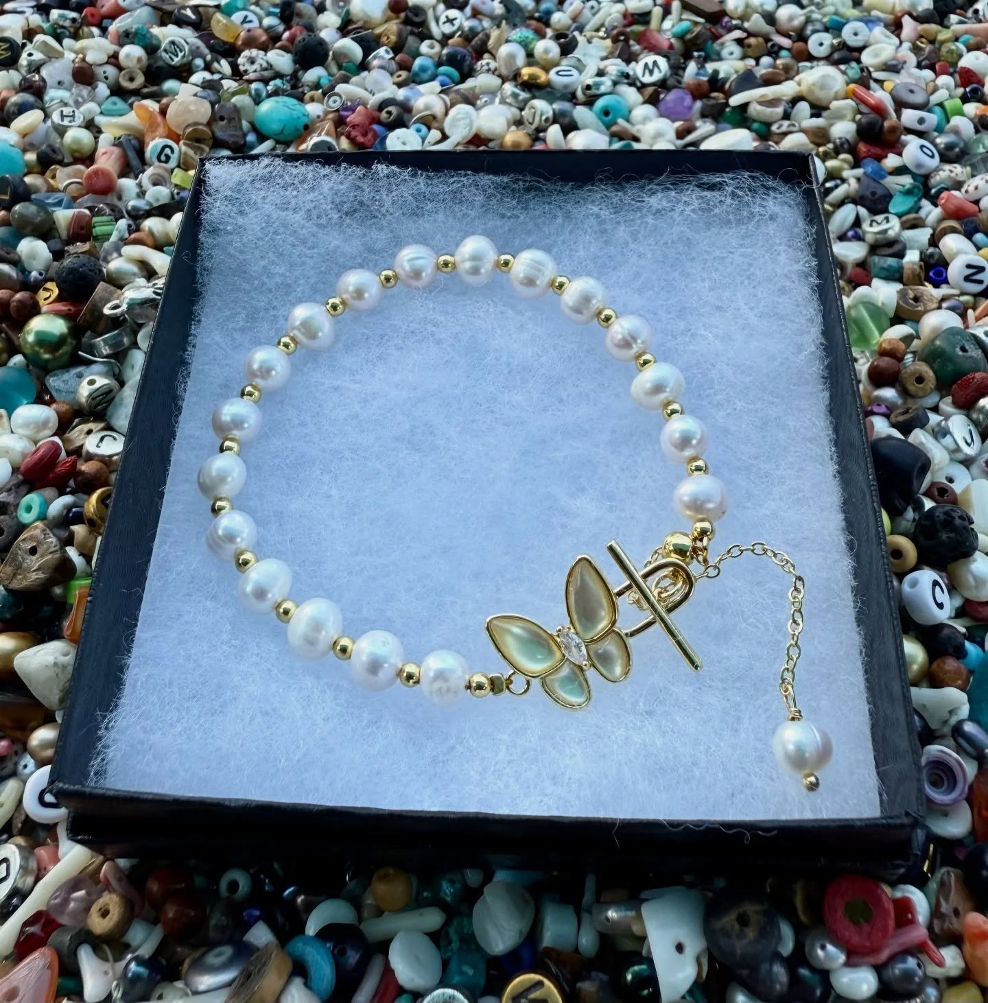 ✨🦋 All white pearls, soft iridescence, and a delicate mother-of-pearl butterfly clasp 🦋✨
This piece feels light, elegant, and timeless &mdash; perfect for everyday wear or a special occasion.

We&rsquo;ll be at @abitasprings.farmersmarket tomorrow 