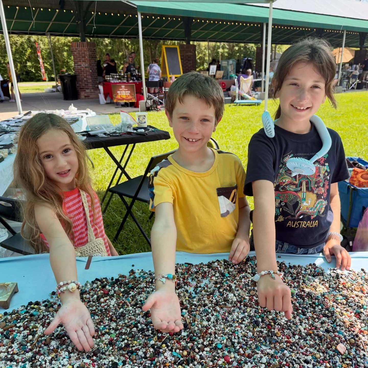 🎄✨ Last chance before Christmas! ✨🎄
This is our final market weekend before the holidays, and we&rsquo;re bringing all of our handmade jewelry &mdash; plus our make-your-own jewelry station!

Shop one-of-a-kind pieces perfect for gifting, or let th