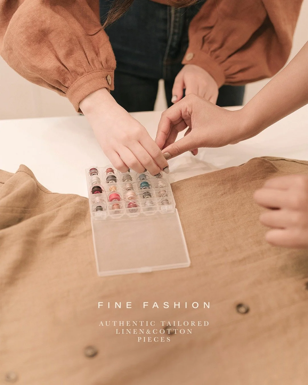 M&aacute;s all&aacute; de las tendencias, existe un lugar donde la moda se convierte en compa&ntilde;era de vida. Prendas que evolucionan contigo, y cuentan las mejores historias. 💫🧵
#MomentoEntreLinos #ModaSostenible #Dise&ntilde;oAtemporal #Calid