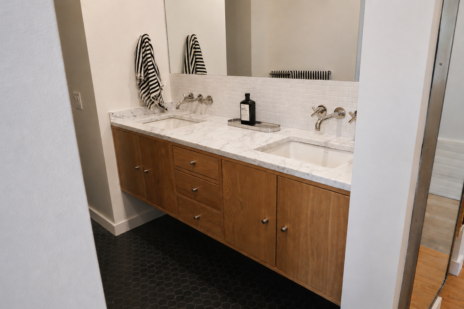 Bathroom 2.png