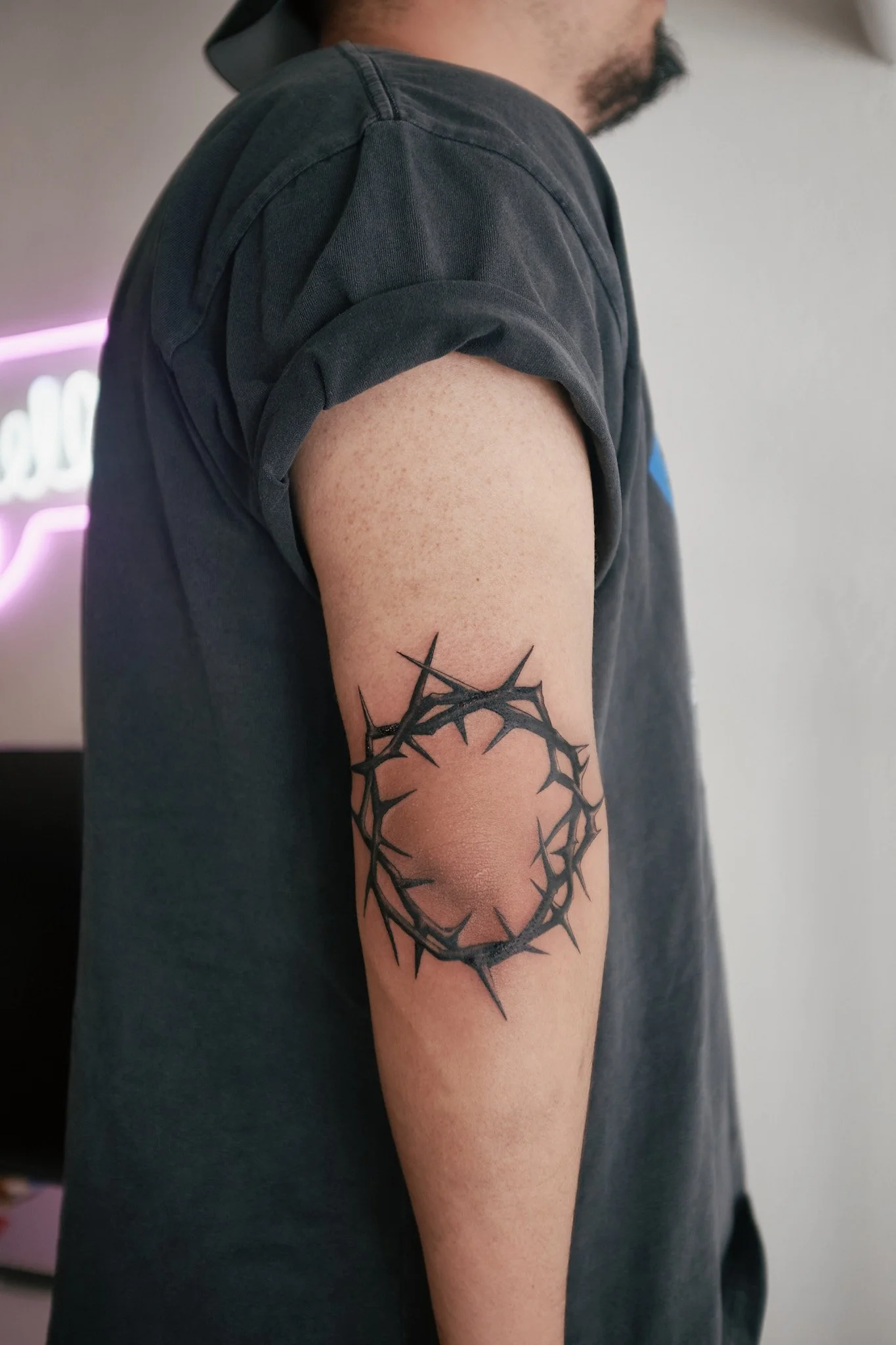 011325 Harris - Elbow Spikes 3.jpg