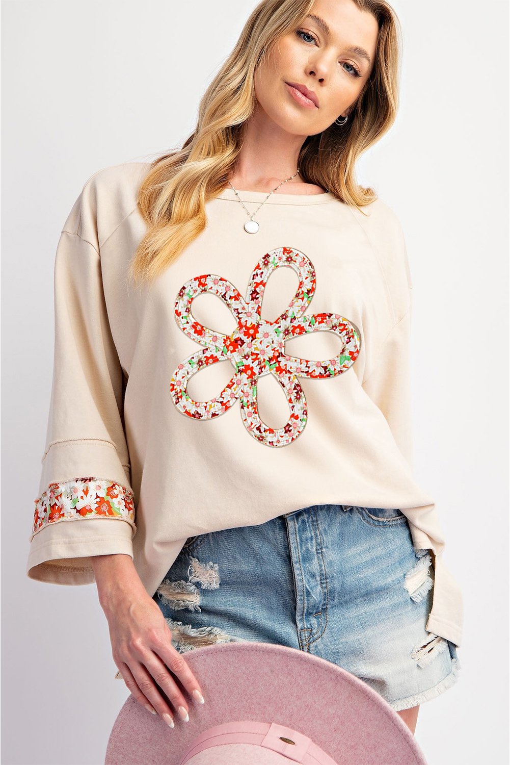 EMBER & ELM  Beige Flower Patch Graphic Exposed Seam Wide Sleeve Top S-2X