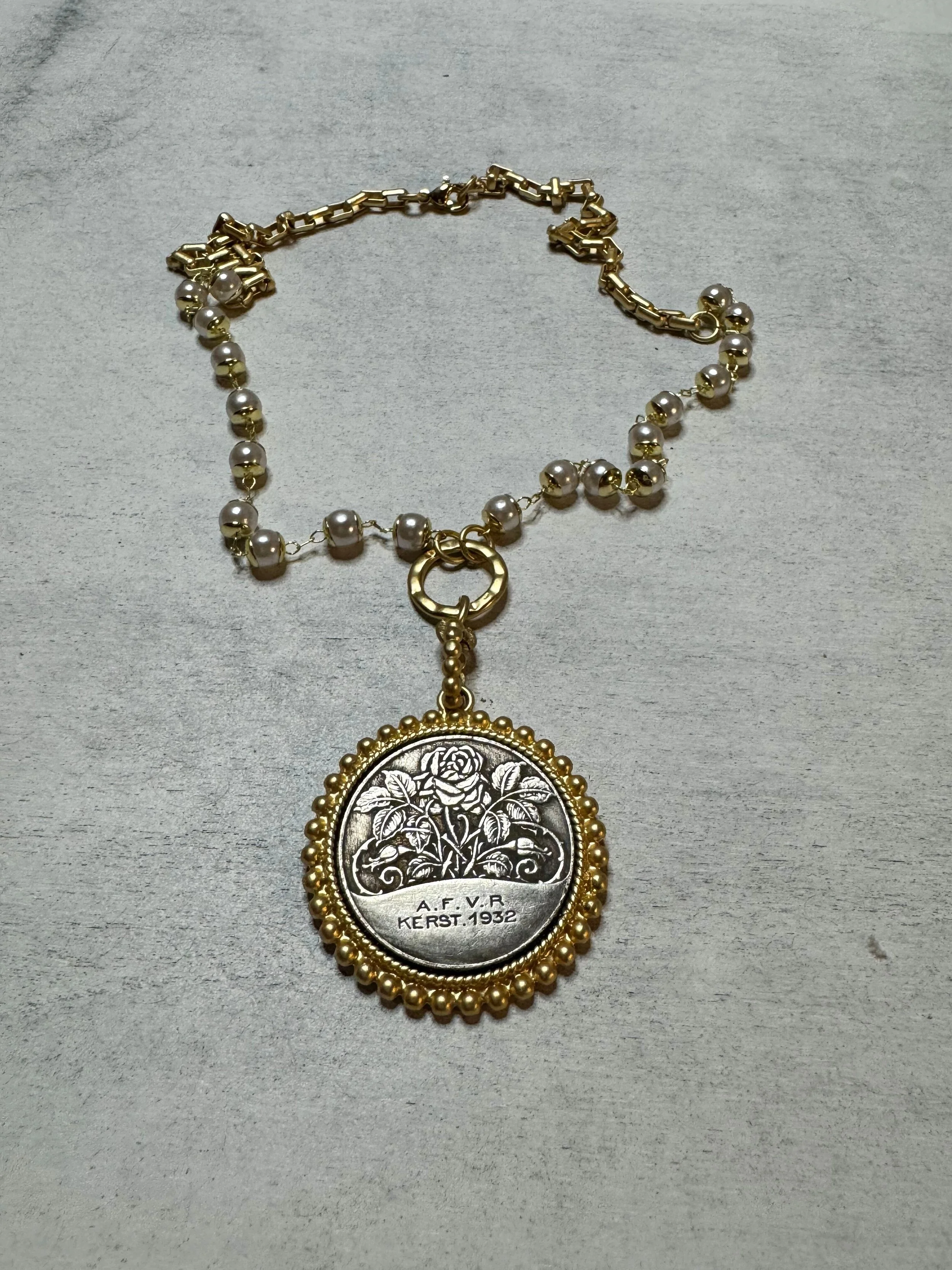 Rose Pearl Medallion Necklace