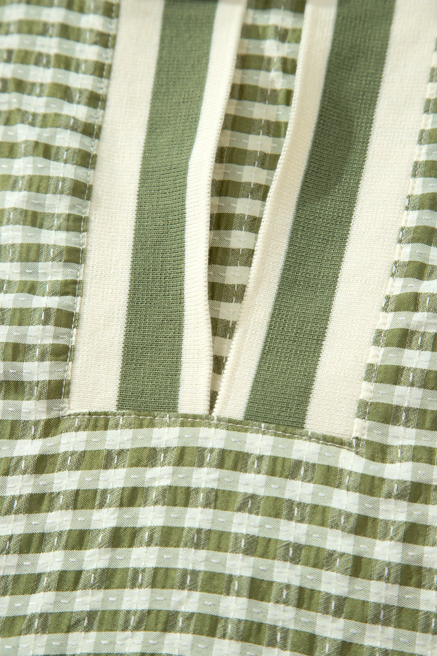 LC25137073-P922-9.jpg