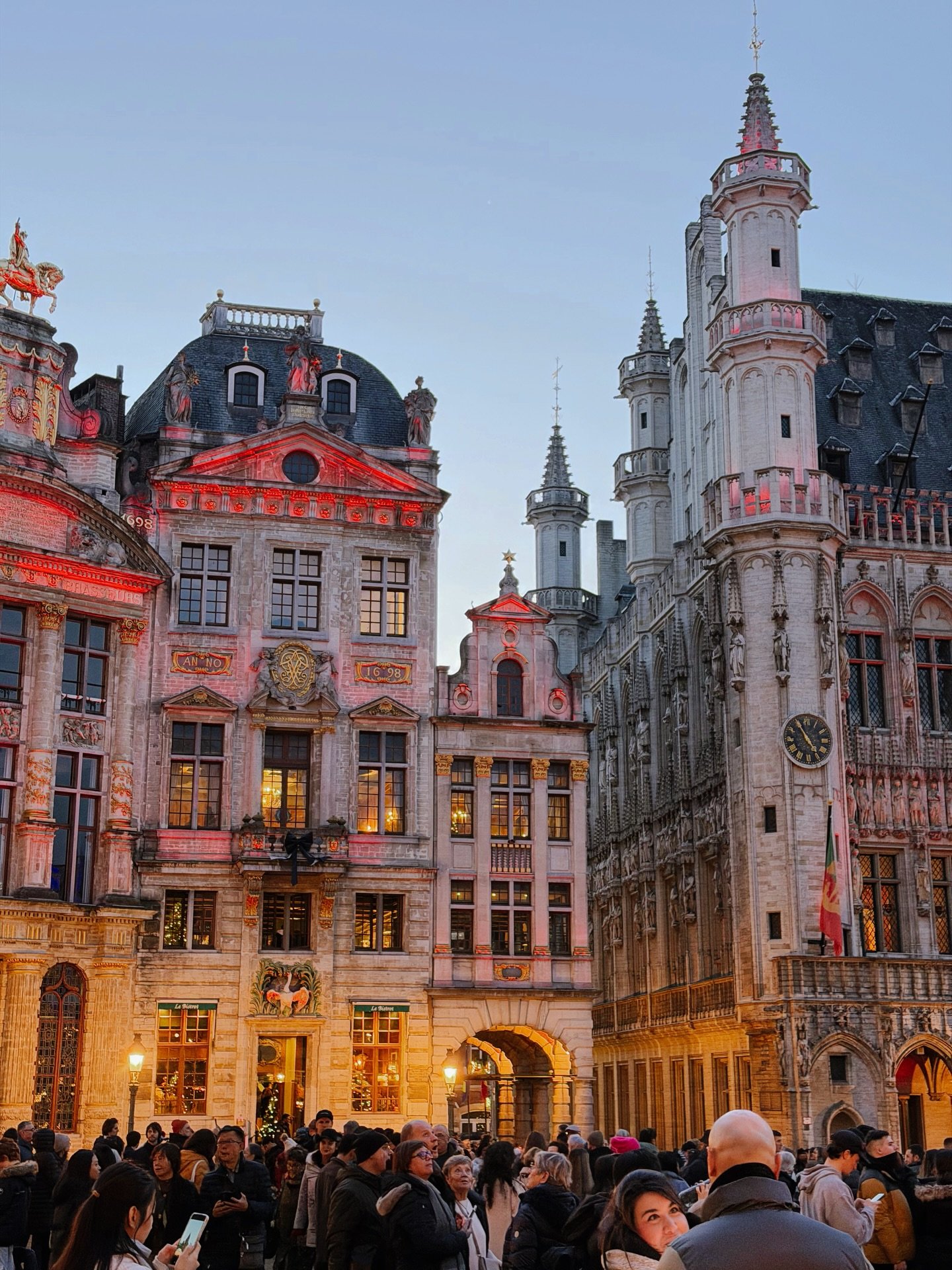 Ate our way through Paris and Brussels 🥐🍫🧇🎄