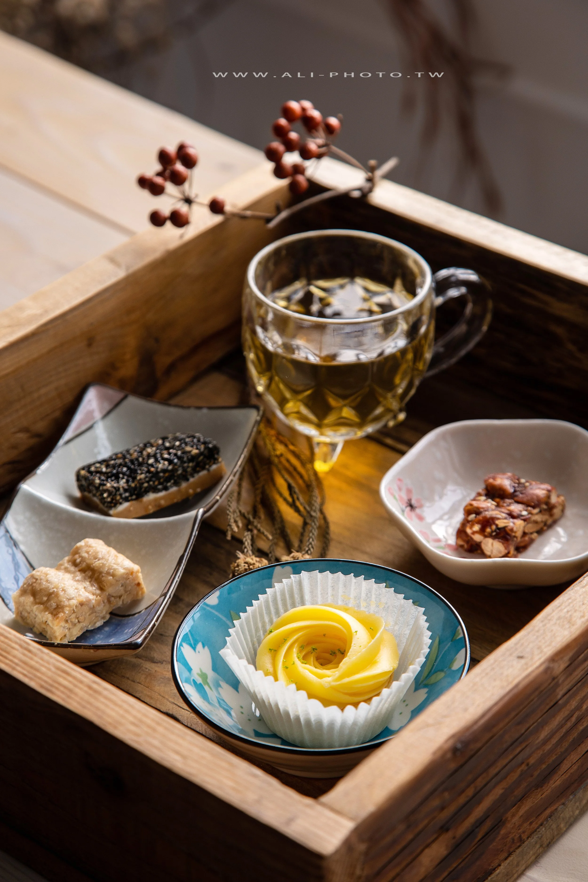 阿力 Ali menu 美食攝影桃園 食物寫真 飲品攝影 飲品照片拍攝 手搖飲拍攝 桃園美食攝影師 炸物美食攝影 台灣小吃攝影 桃園商業攝影 台菜餐廳攝影 美食情境照 高級攝影 港式點心攝影 外帶飲料攝影 西式甜點攝影 商業美食攝影 火鍋美食攝影 中壢美食攝影 日式料理攝影 精緻甜點 法式甜點 甜品情境攝影 火鍋美食攝影 桃園美食攝影 蛋糕情境照 菜單攝影 韓式餐點攝影 美食甜點攝影 港式飲茶攝影 西式甜點攝影