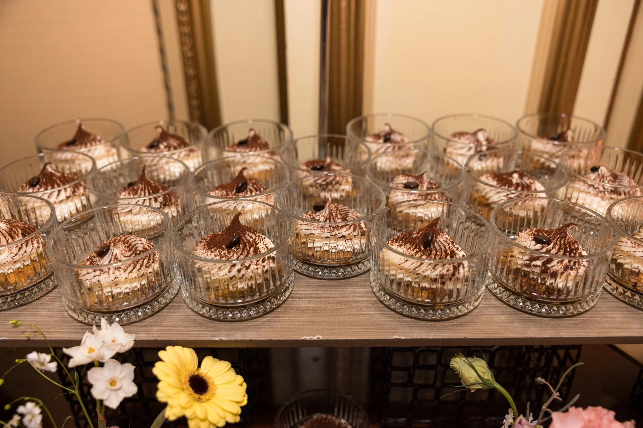 1130-011026IdabyTomKeene©LADigitalPhoto-.jpg