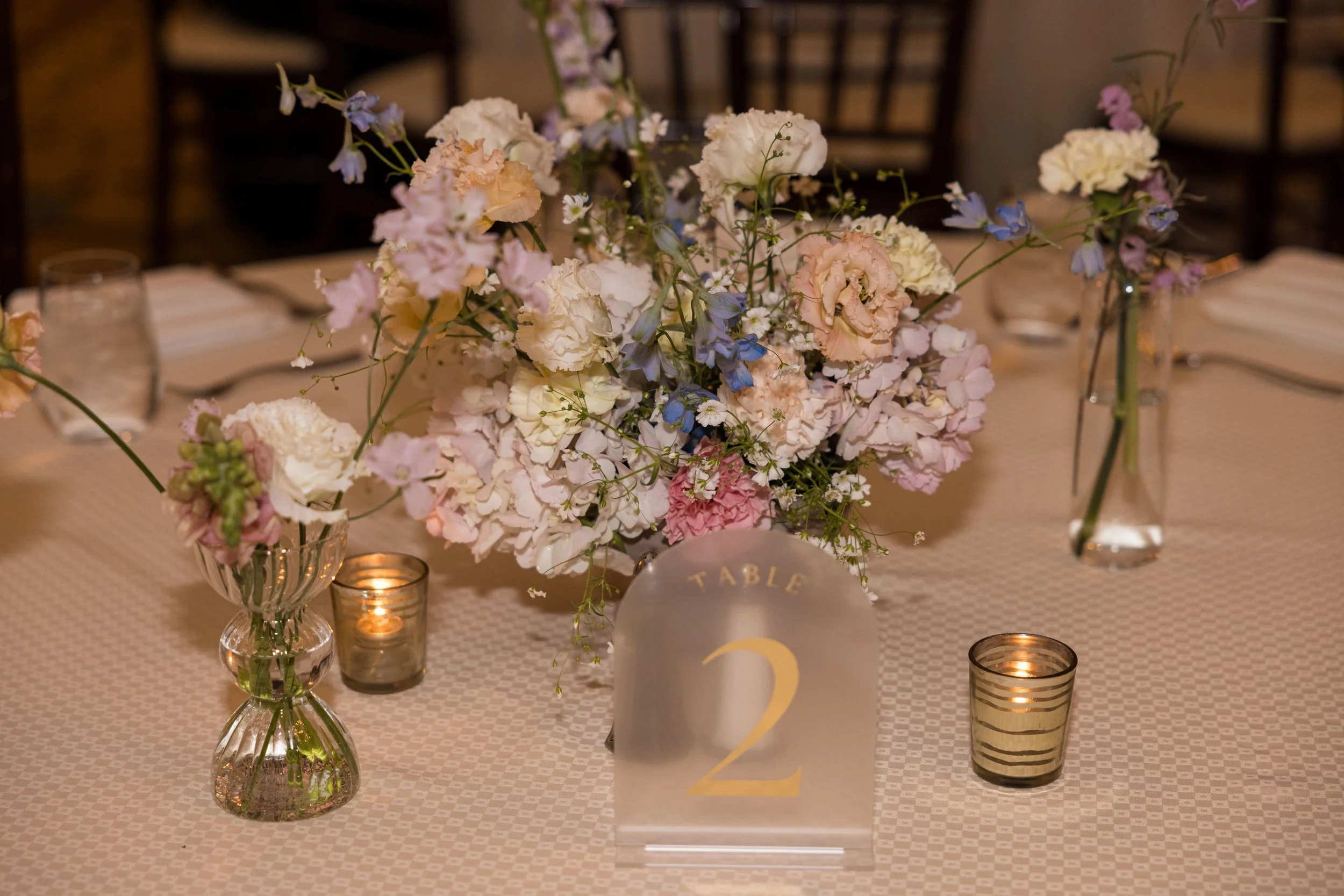 1087-011026IdabyTomKeene©LADigitalPhoto-.jpg