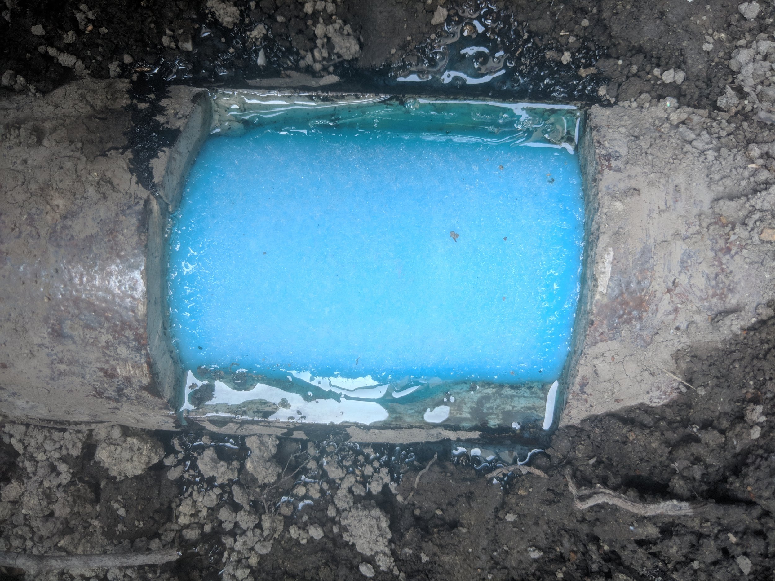 Our epoxy resin in a 100mm VIT clay pipe cut-out