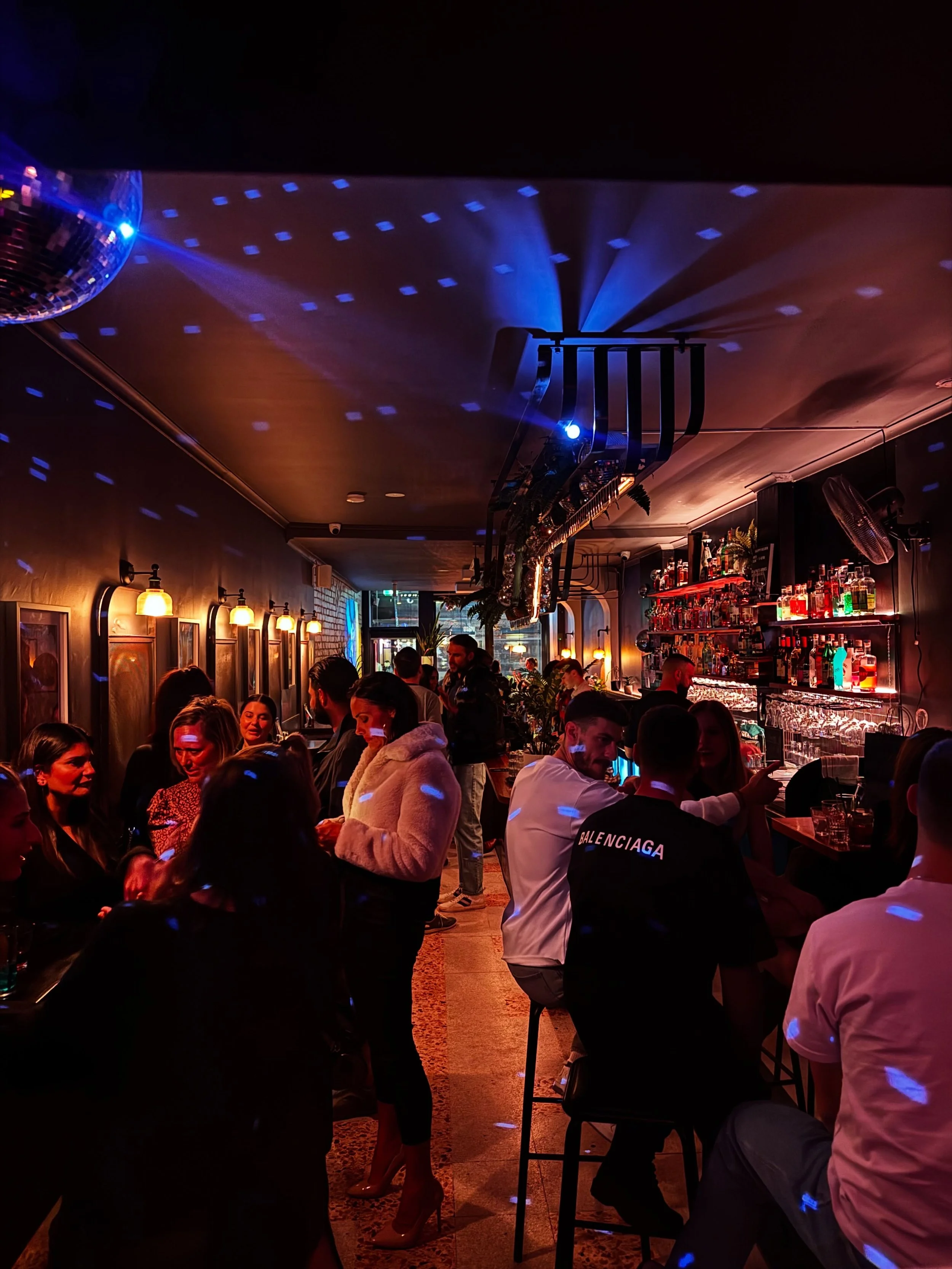 This weekend&rsquo;s looking a little different 👀

Thursday + Friday we&rsquo;re doing what we do best &mdash; late night food, drinks and good chaos till 1AM. 
3 happy hours across the night 🍸 
Kitchen open all night🔥 

Then we disappear for the 