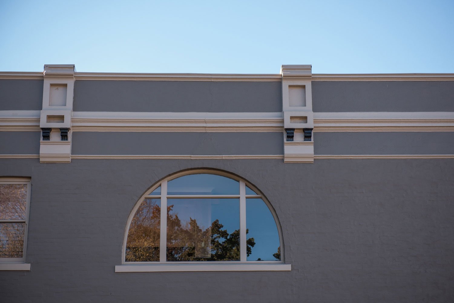 ParkviewHotel_window-detail.jpg
