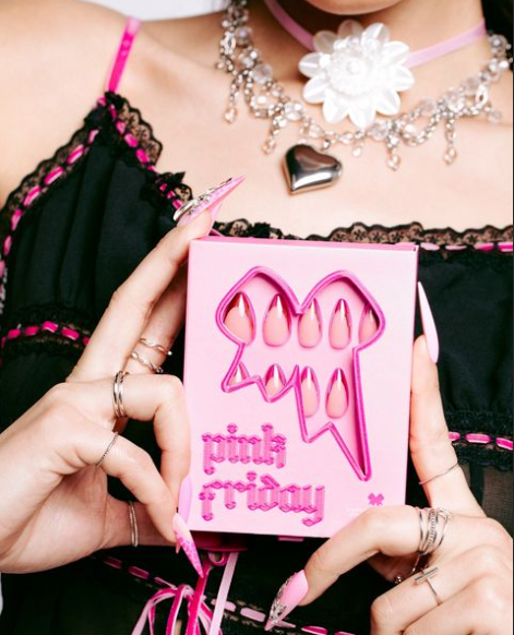 PINK FRIDAY BY NICKI MINAJ