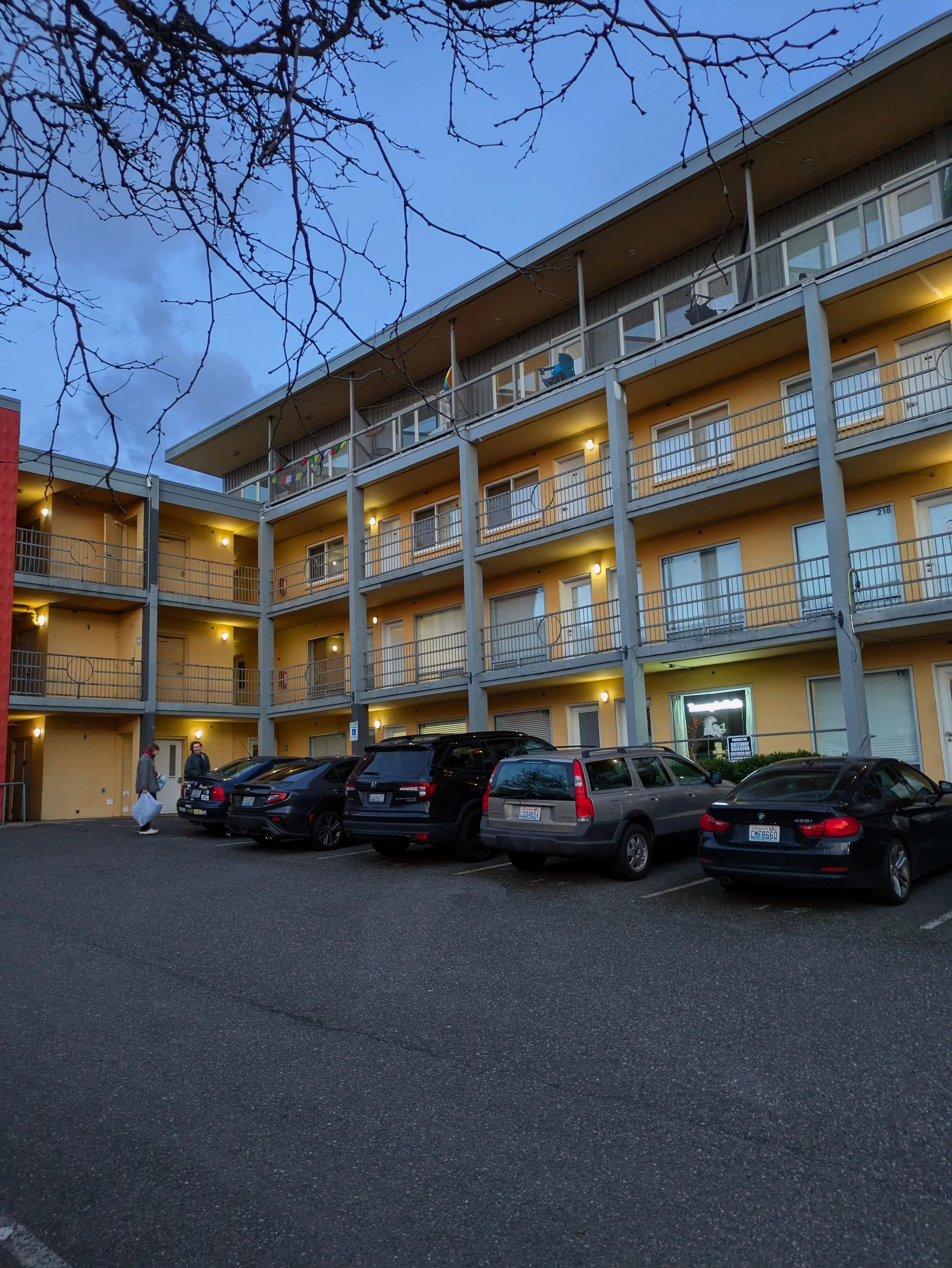 Bellingham, WA - Hotel? - Cell Phone 