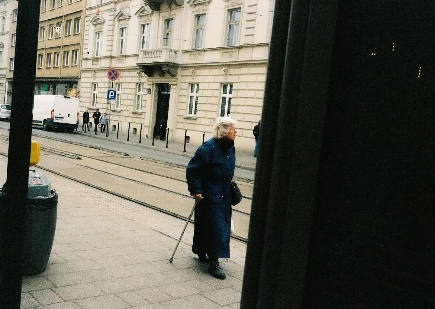 r1.jpg