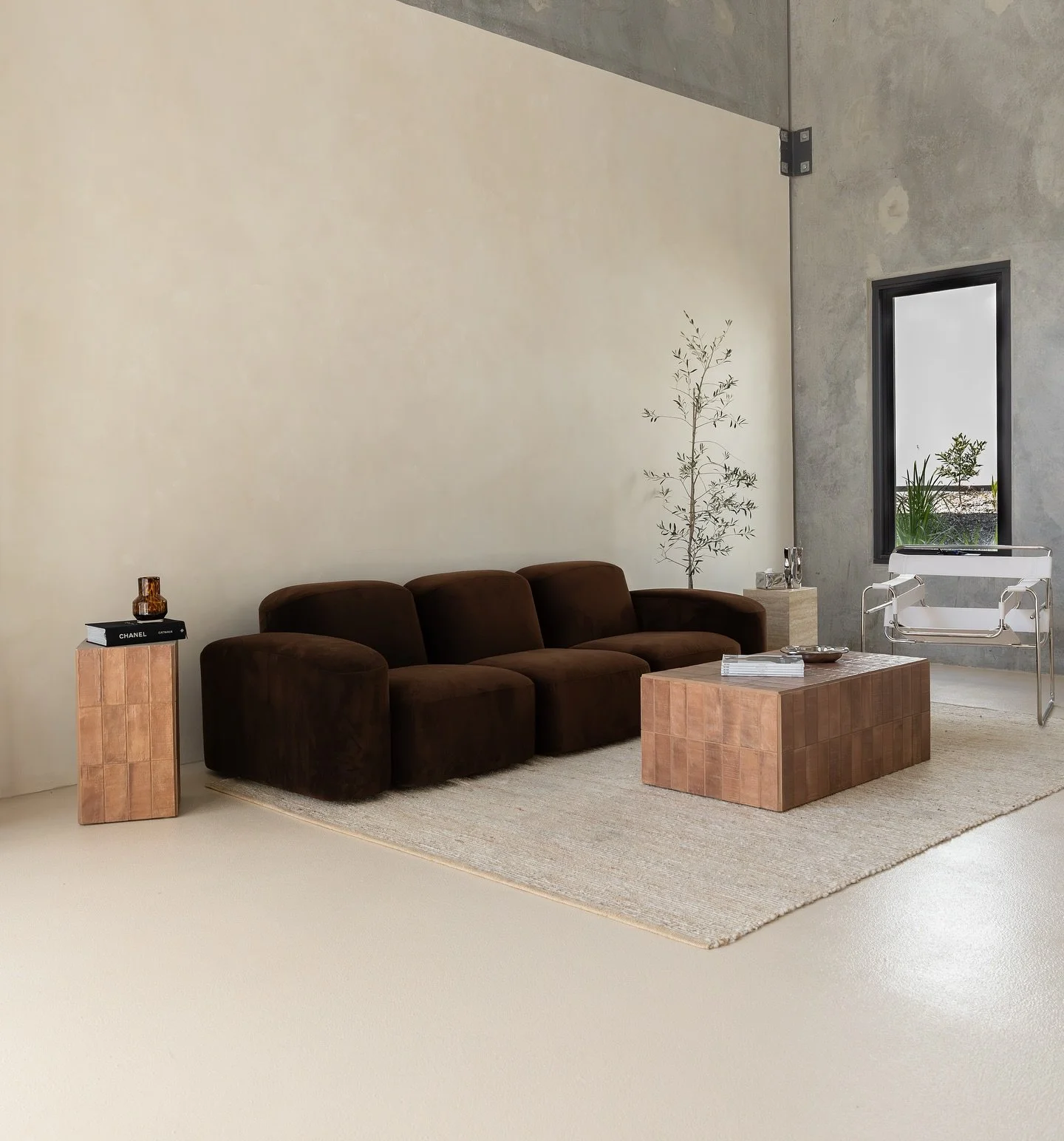 Searching for a content studio that looks like your dream home?
Welcome.