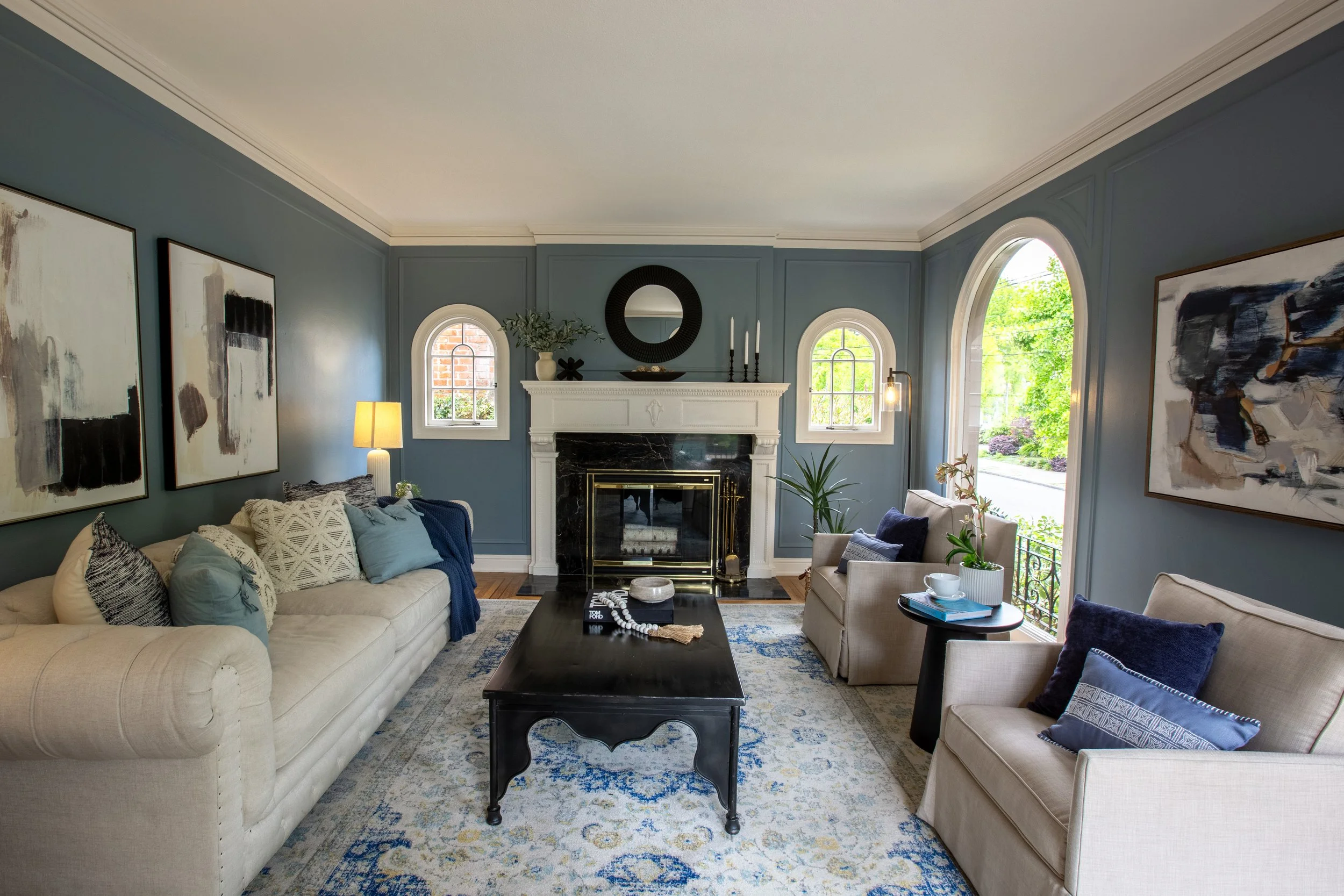 LivingRoom1.jpg