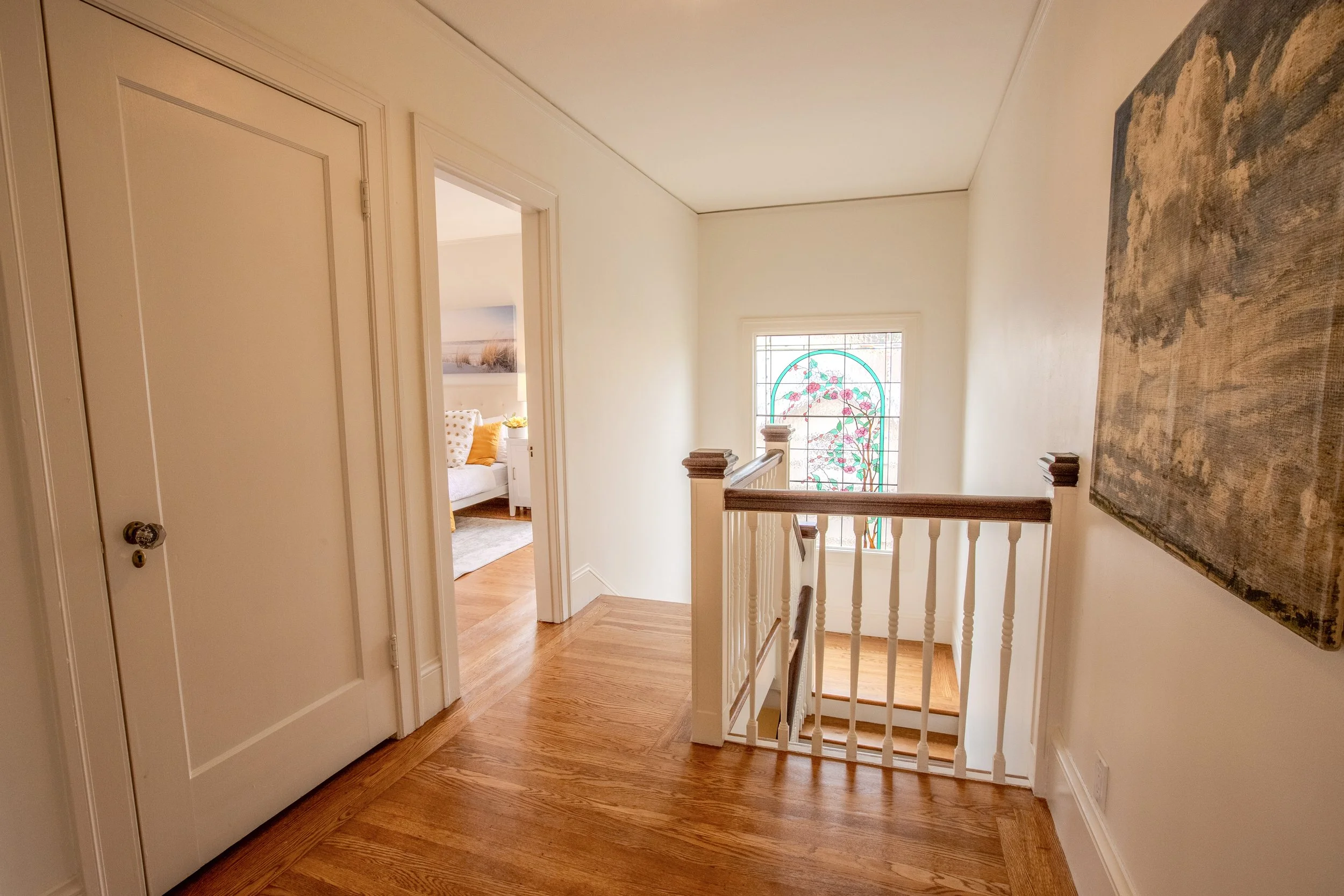 FoyerUpstairs.jpg