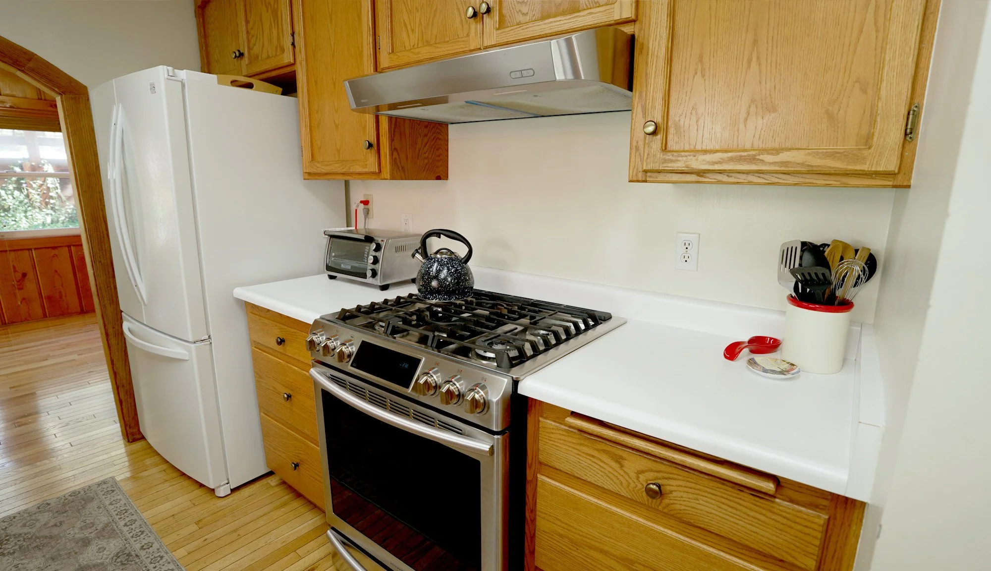 Kitchen3.jpg