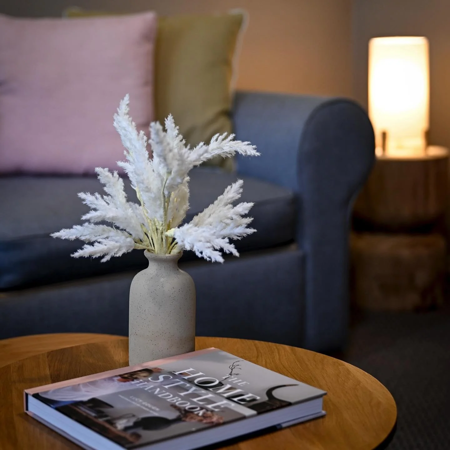 Sit back relax and unwind in one of our rustic bush cabins. Perfectly located in the heart of the Hunter Valley. 
.
.
.

#harkham #harkhamwonery #naturalwines #huntervalley #hunter #huntervalleywinecountry #pokolbin #italianrestaurant #richieharkham 