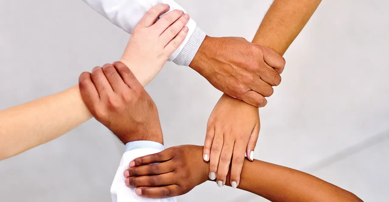 Know Yourself - to Empower Your Self, Team and Company