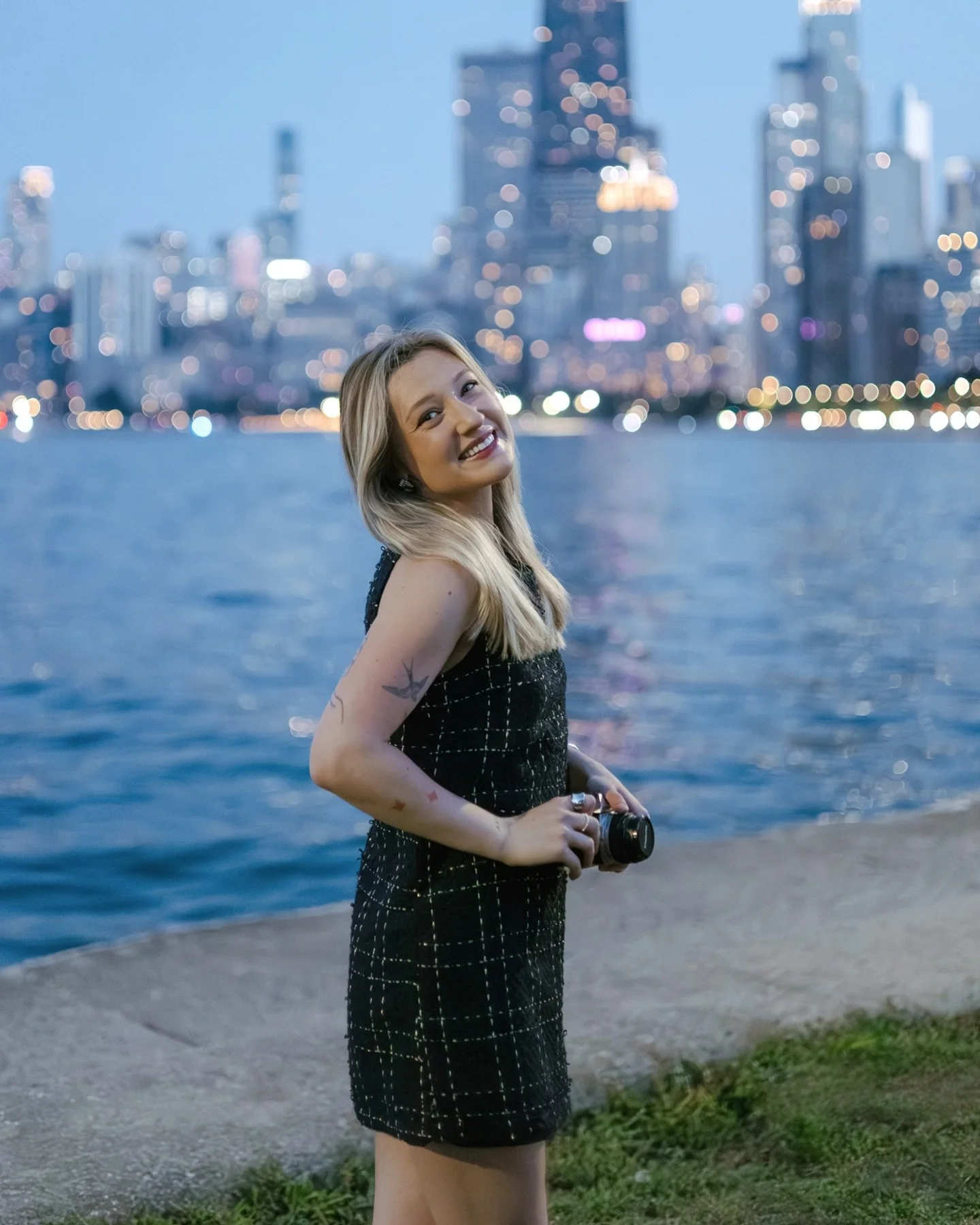 📍Chicago, Illinois 

Life update&hellip; I moved! I&rsquo;m so happy to share that I have started a new chapter living in Chicago, and with that means moving my business to this beautiful city. 

As a small business, who you know means so much. Alth