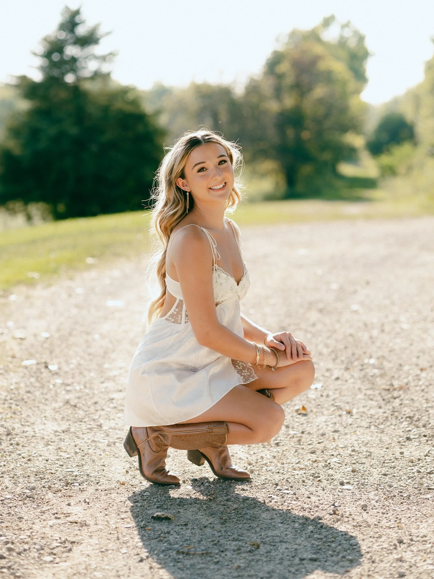 Thinking back to one of my favorite senior sessions from last year 💫💛 Avery glows from the inside out. 

I am so grateful that I now have the opportunity to work with seniors and clients in the Chicago area. Can&rsquo;t wait to meet everyone on thi