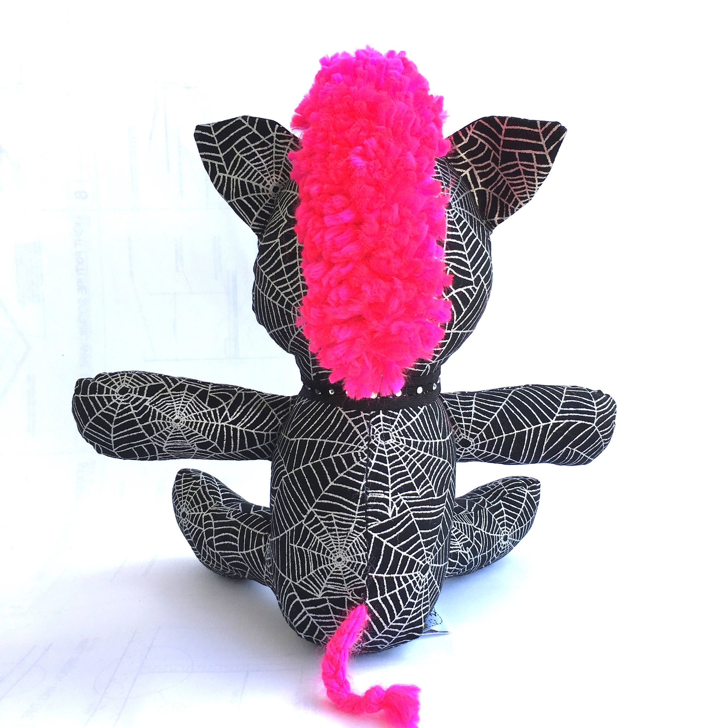 https://i.etsystatic.com/14017058/r/il/de063d/1280848694/il_fullxfull.1280848694_4qgi.jpg
