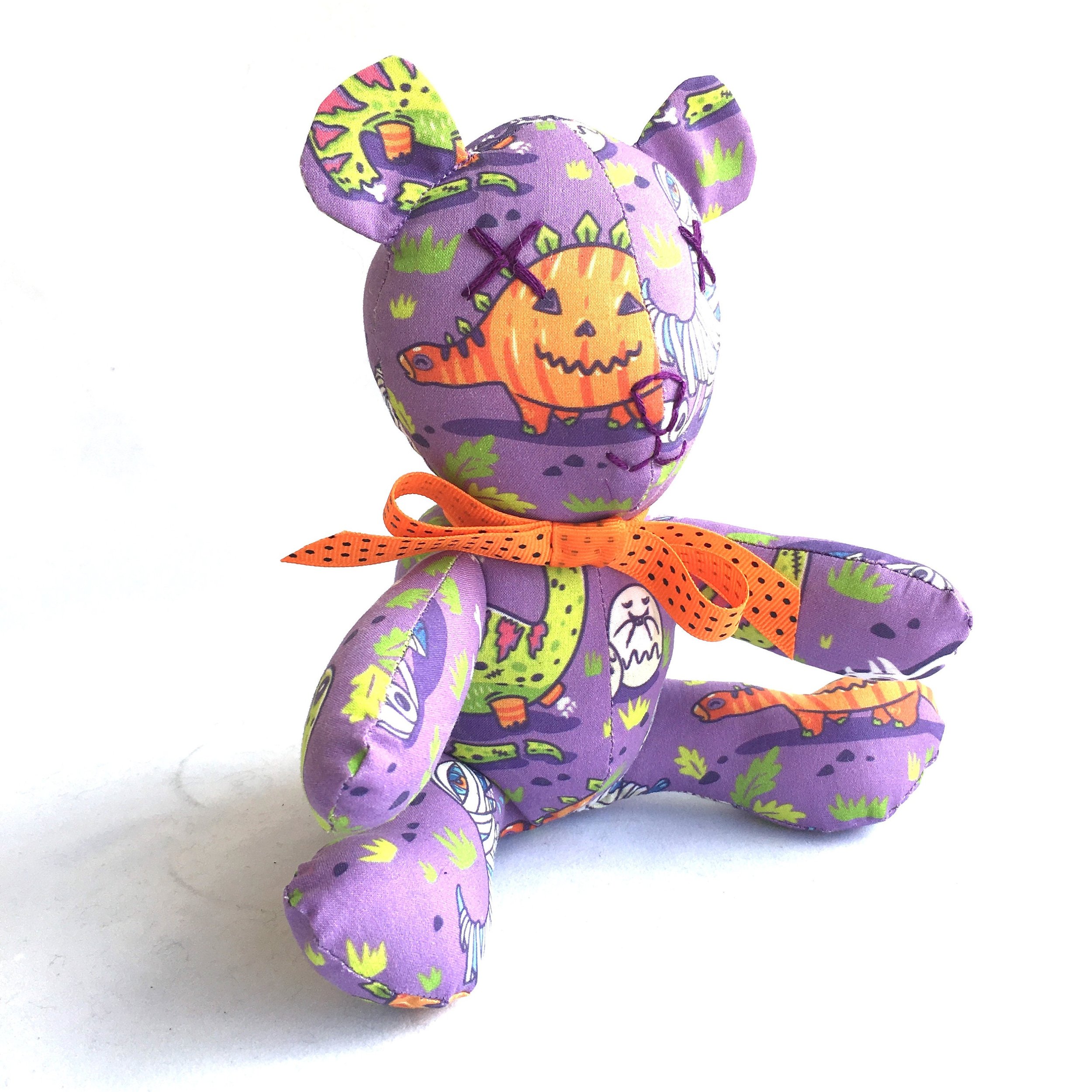 https://i.etsystatic.com/14017058/r/il/ecb32d/1650410420/il_fullxfull.1650410420_f2jm.jpg