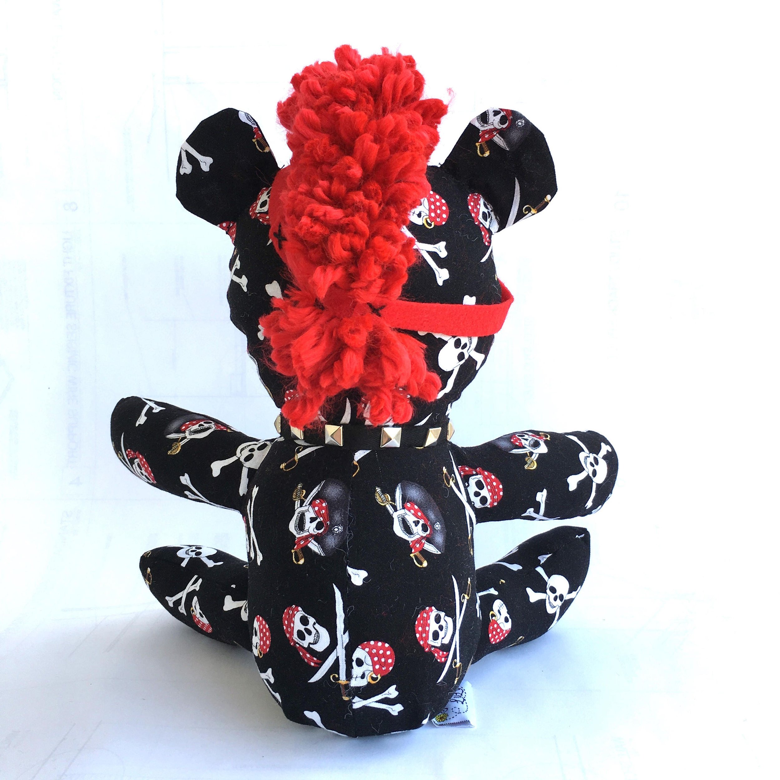 https://i.etsystatic.com/14017058/r/il/7b573f/1328084623/il_fullxfull.1328084623_32nr.jpg