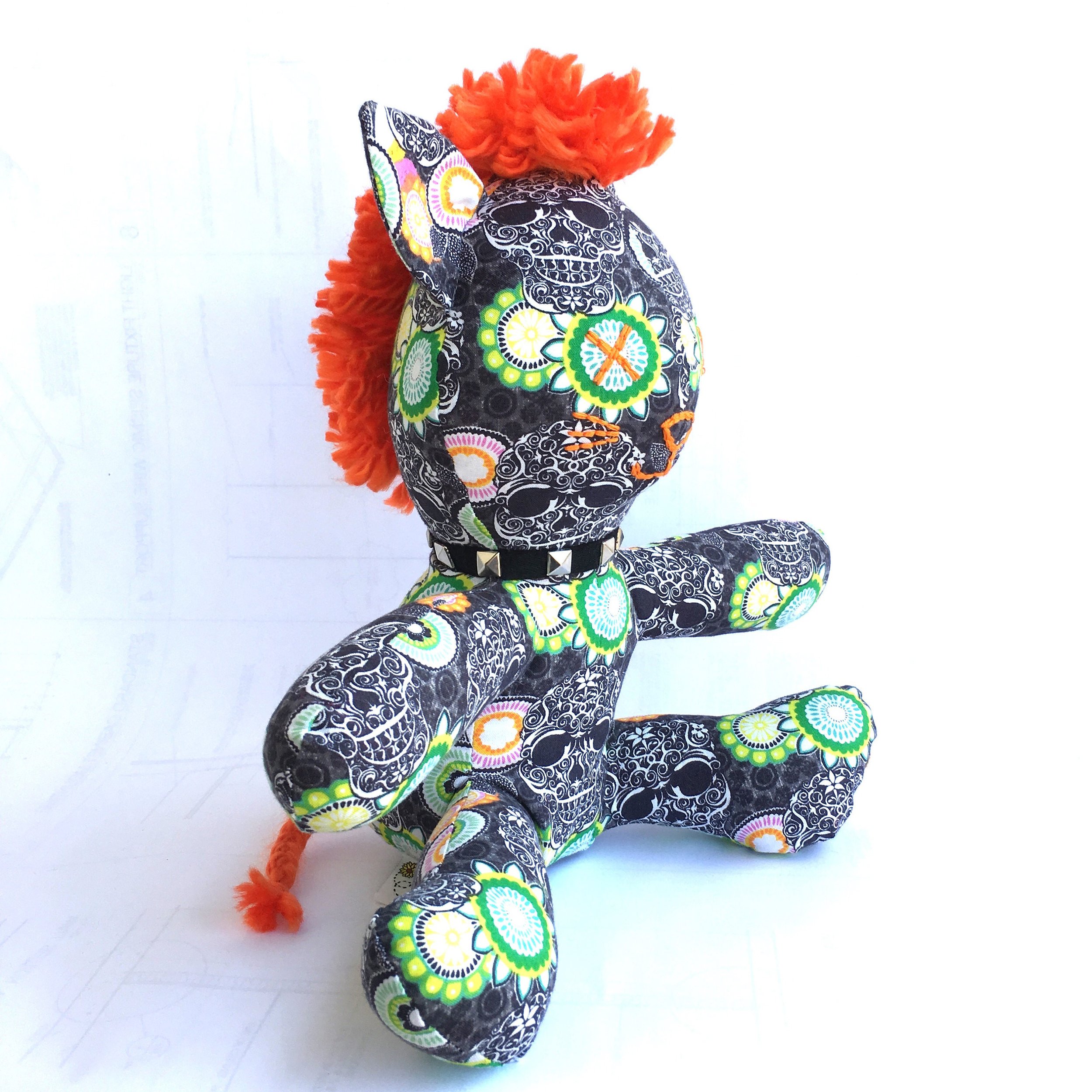 https://i.etsystatic.com/14017058/r/il/68af02/1328049361/il_fullxfull.1328049361_4s18.jpg