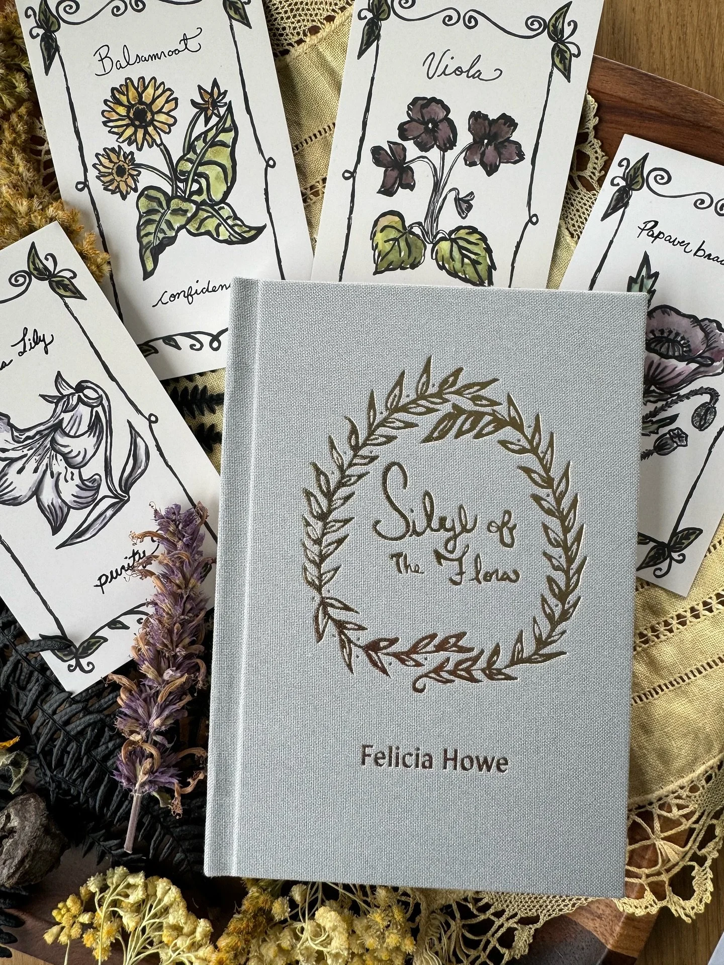 The Whispering Language of Flowers 🌸
Sibyl of the Flora is more than an oracle&mdash;it&rsquo;s a Floriography, a divine conversation between you and the natural world. Each card reveals the secret language of flowers, where every petal carries a wh
