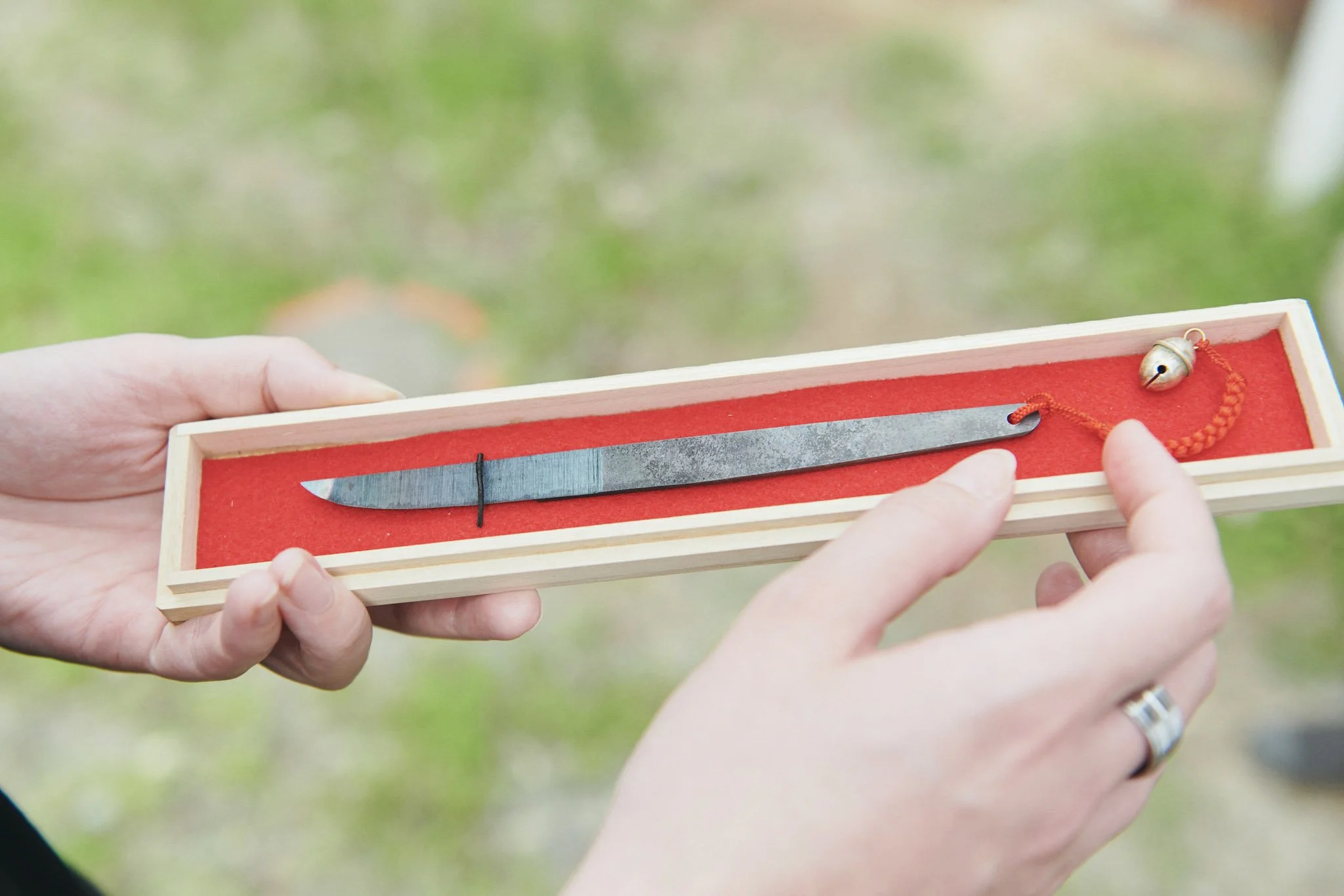 1-Kyushu_Swordsmith_experience_031.jpg