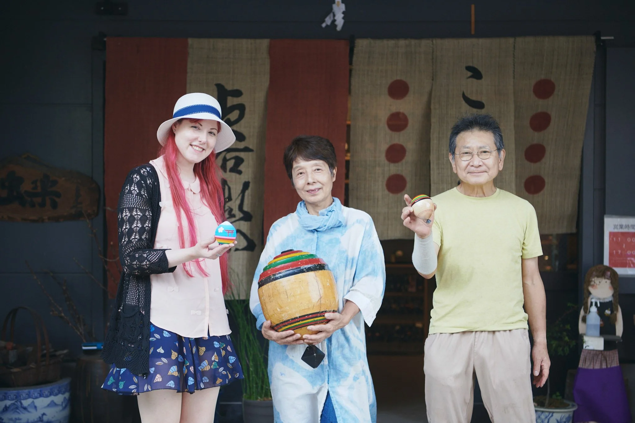 19-Kyushu_Sasebo_spinning_tops_051.jpg