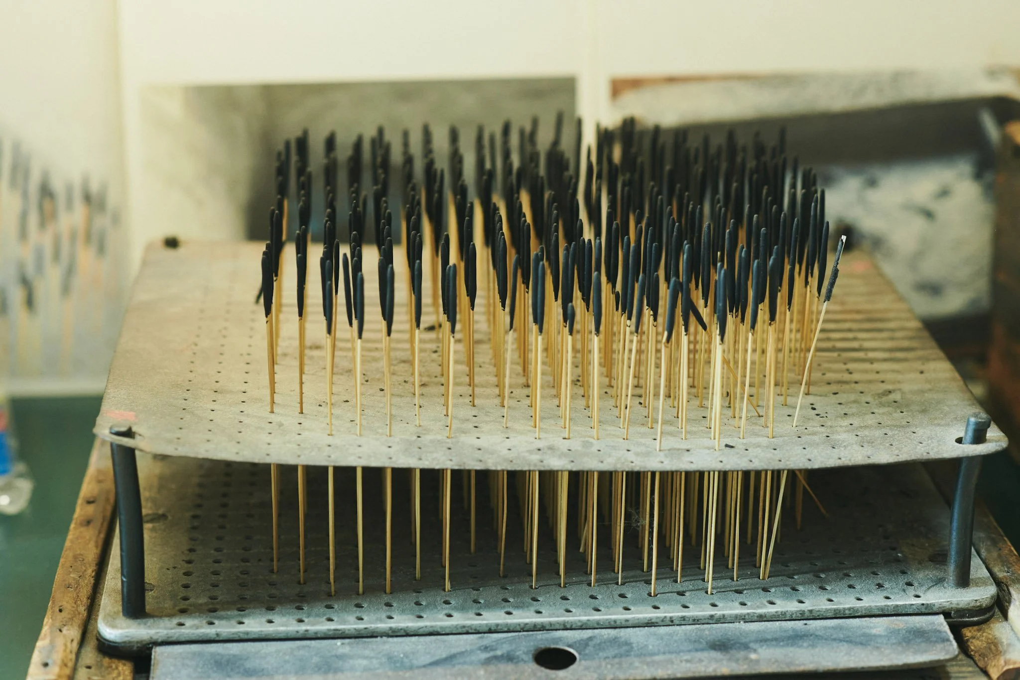10-Kyushu_Sparklers_factory_231.jpg