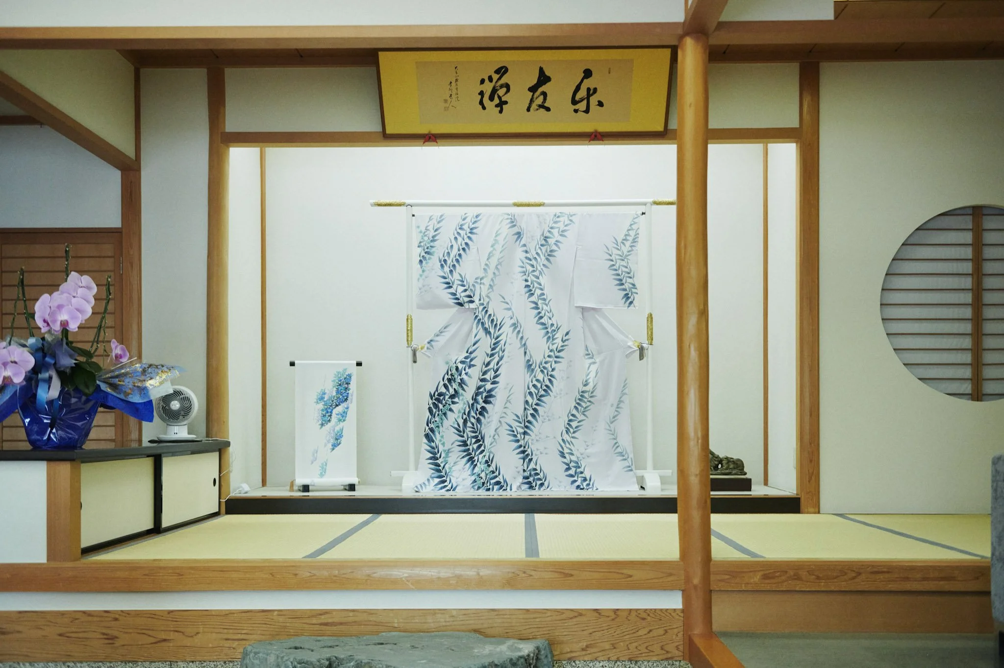 2-Kanazawa_Kaga_Yuzen_silk_dyeing_050.jpg