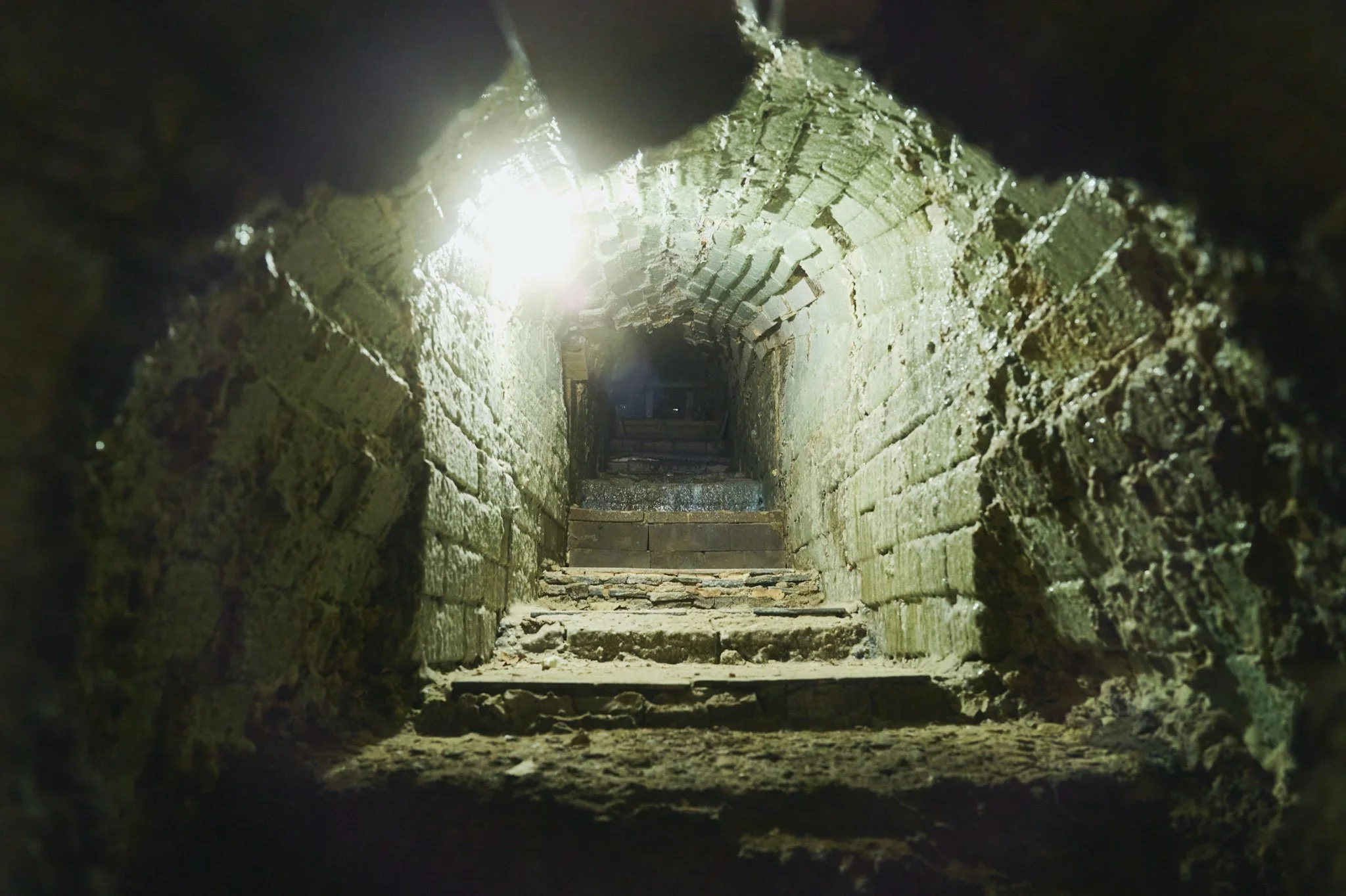 4-Shiga_ShigarakiPotteryStudioTour_051.jpg