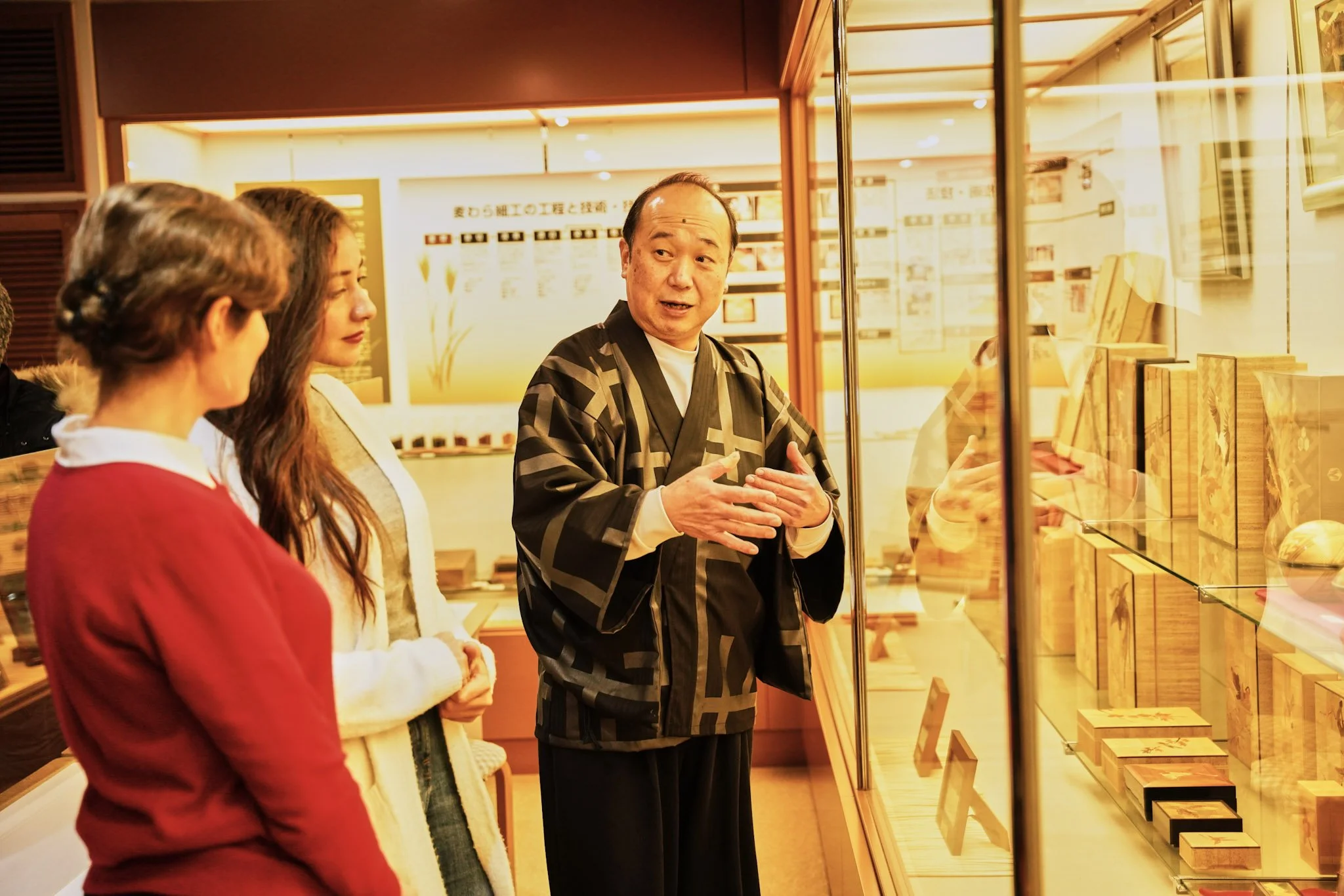 1-Fishmarket_Crab_Toyooka_124.jpg