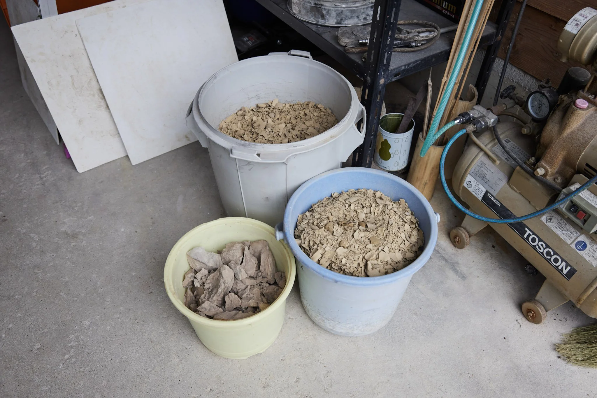 1-Nara_Akahadayaki_pottery_008.jpg