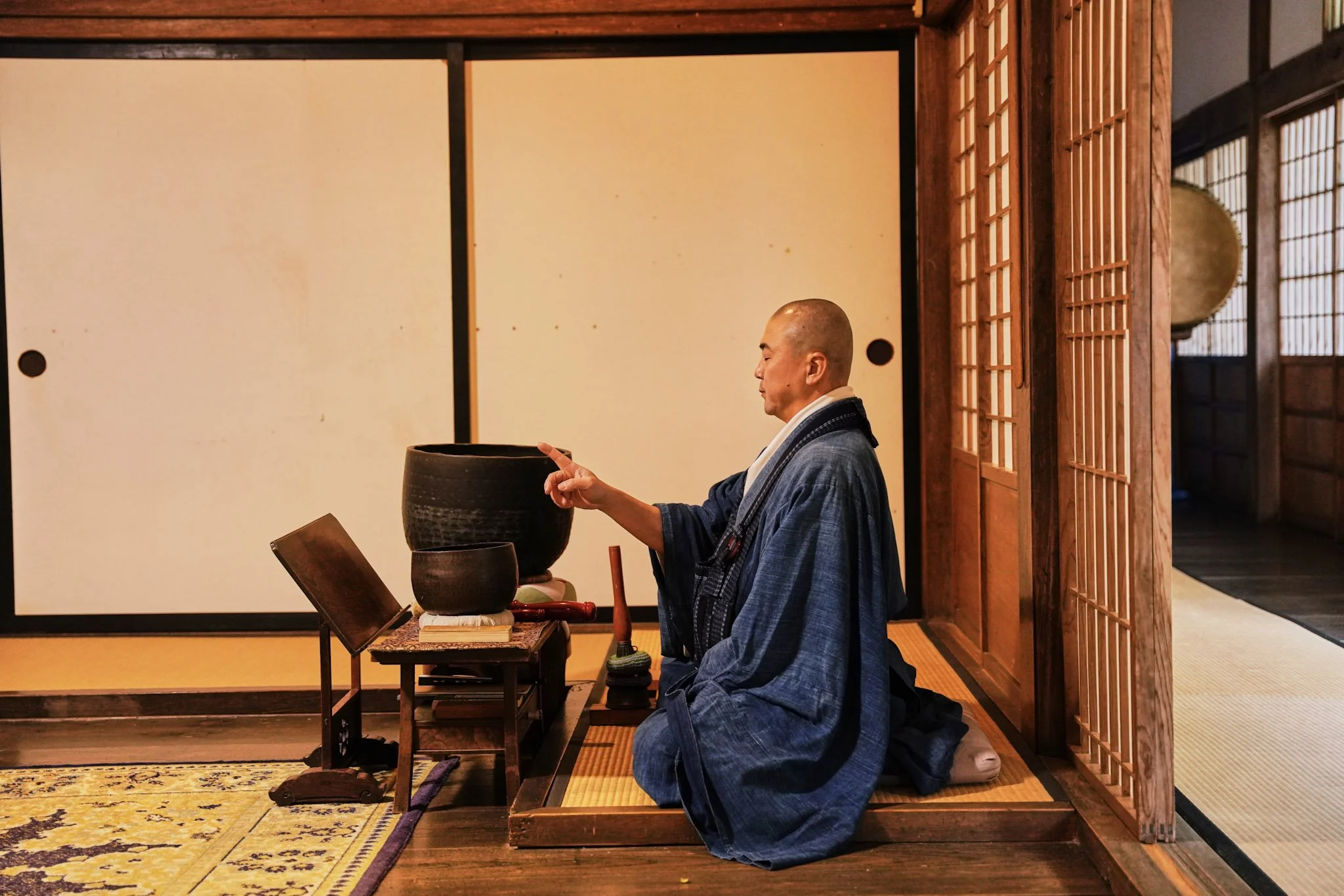 3-Toyooka_Zazen_202301_014.jpg