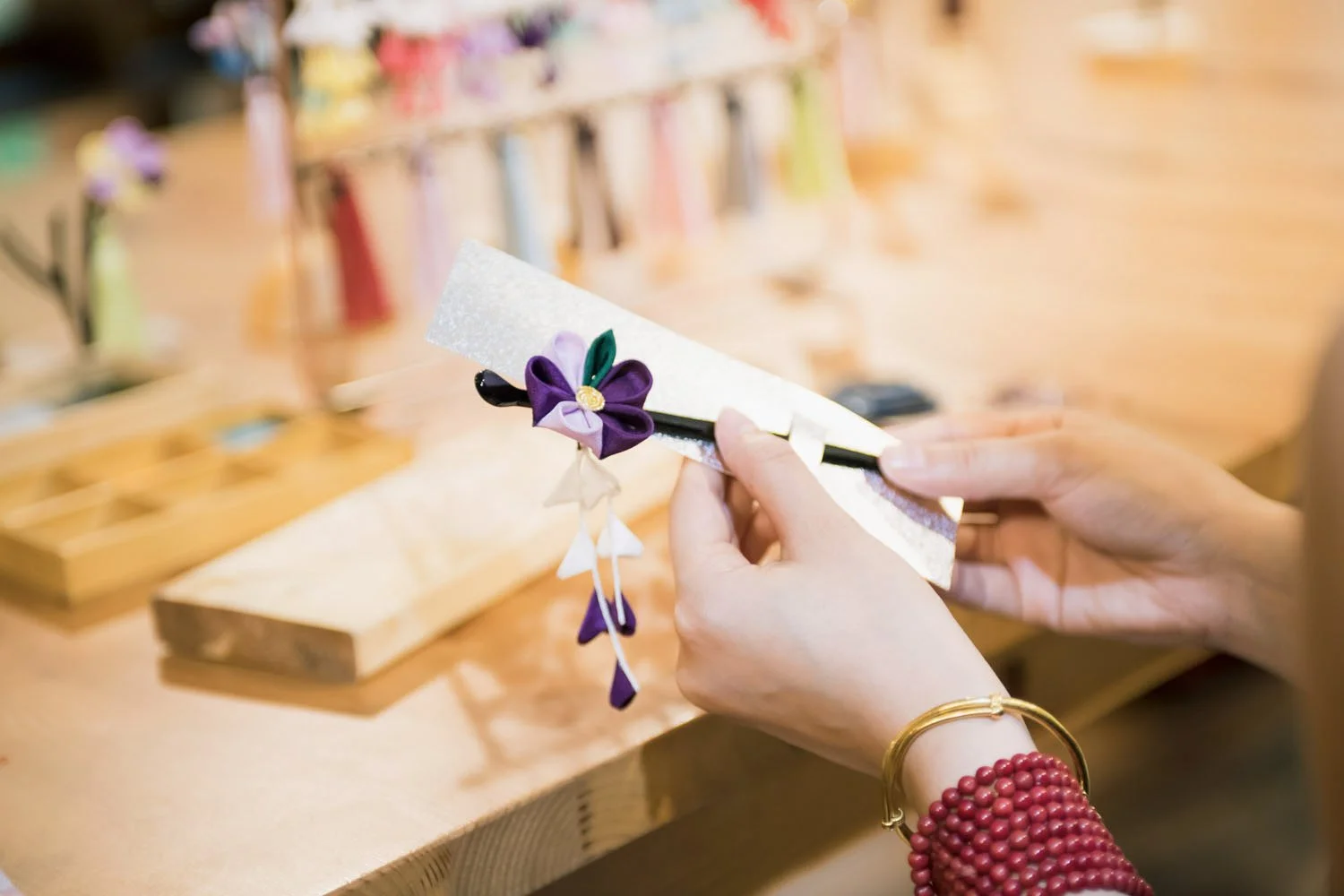 14-kyoto_japanese_pinching_craft_hair_ornament_tsumamizaiku_039.jpg