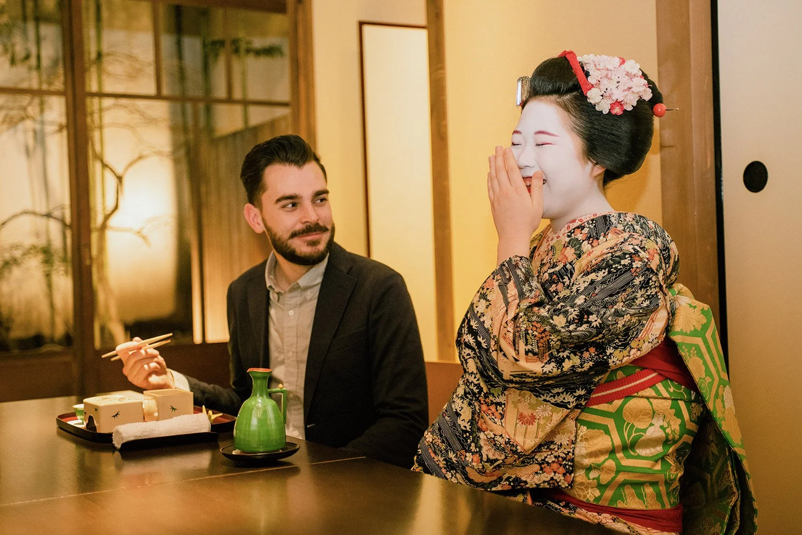 10-detouur_kyoto_geisha_enkai_dinner_040.jpg