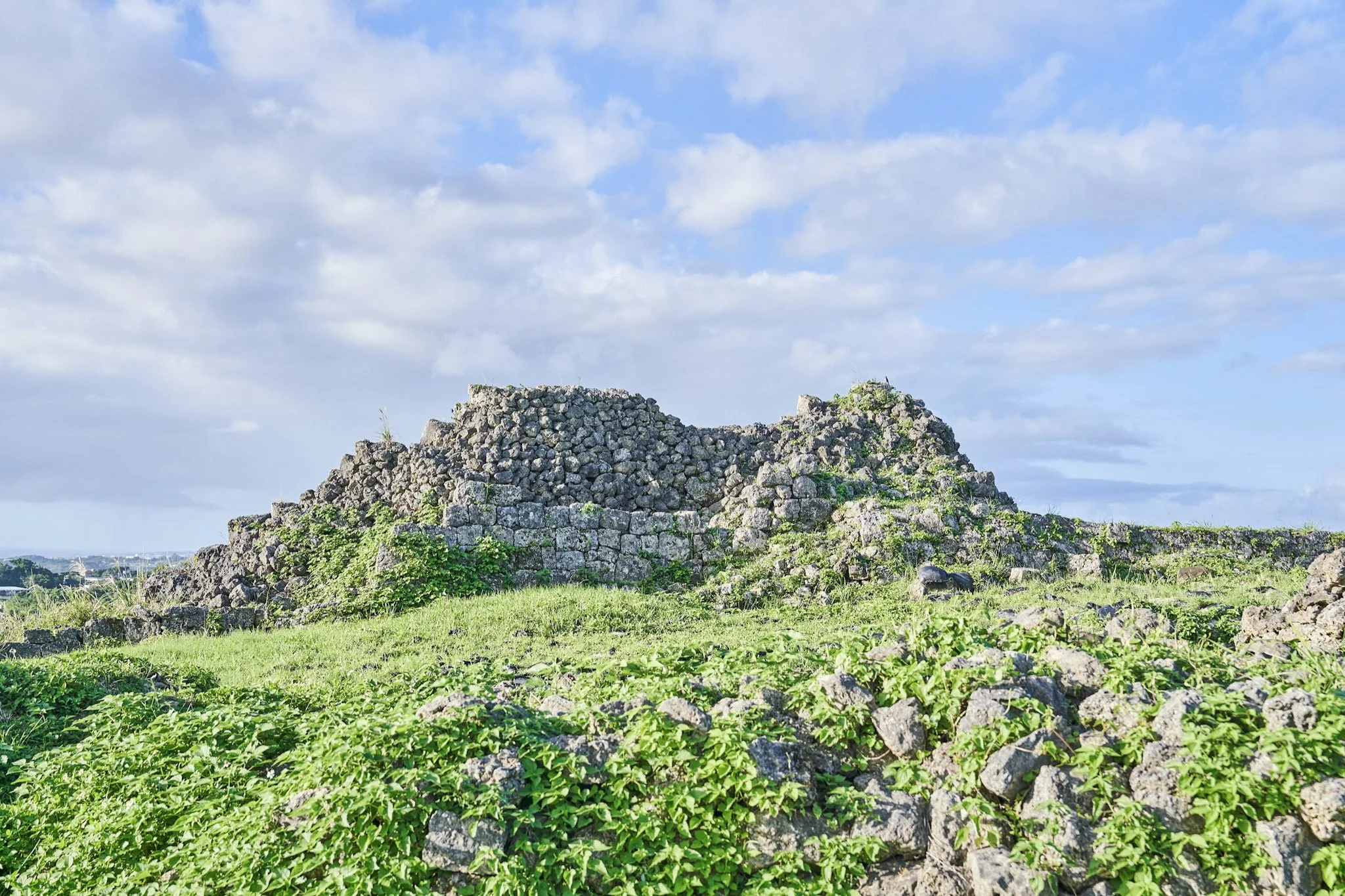 10-Okinawa_Nakagusuku Ruins_062.jpg
