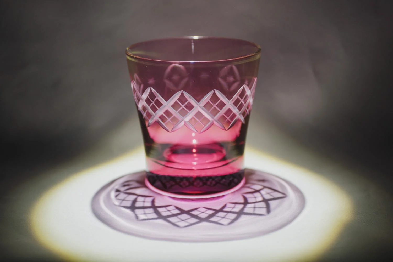 14-tokyo_japanese_glass_art_kiriko_101.jpg