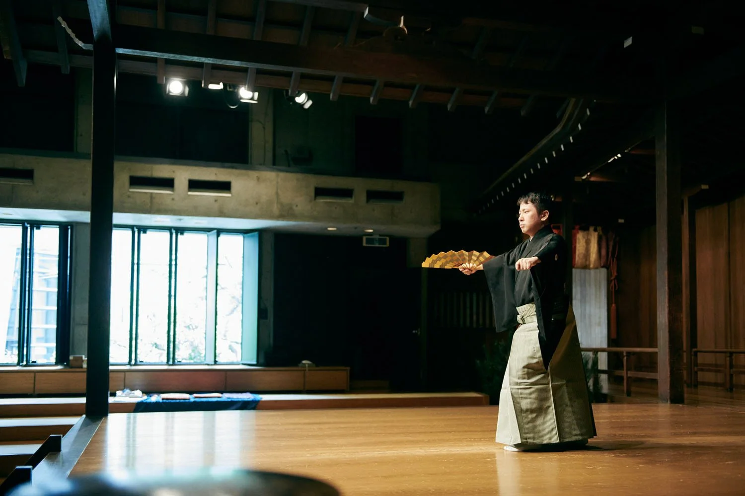 9-tokyo_japanese_oldest_form_of_theater_noh_070.jpg
