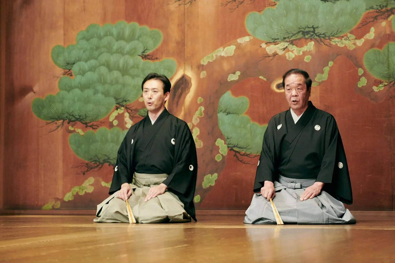 11-tokyo_japanese_oldest_form_of_theater_noh_075.jpg